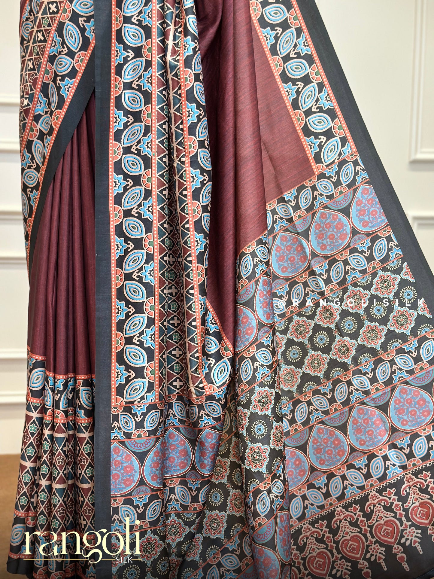 Printed Silk Cotton Saree - Post 365