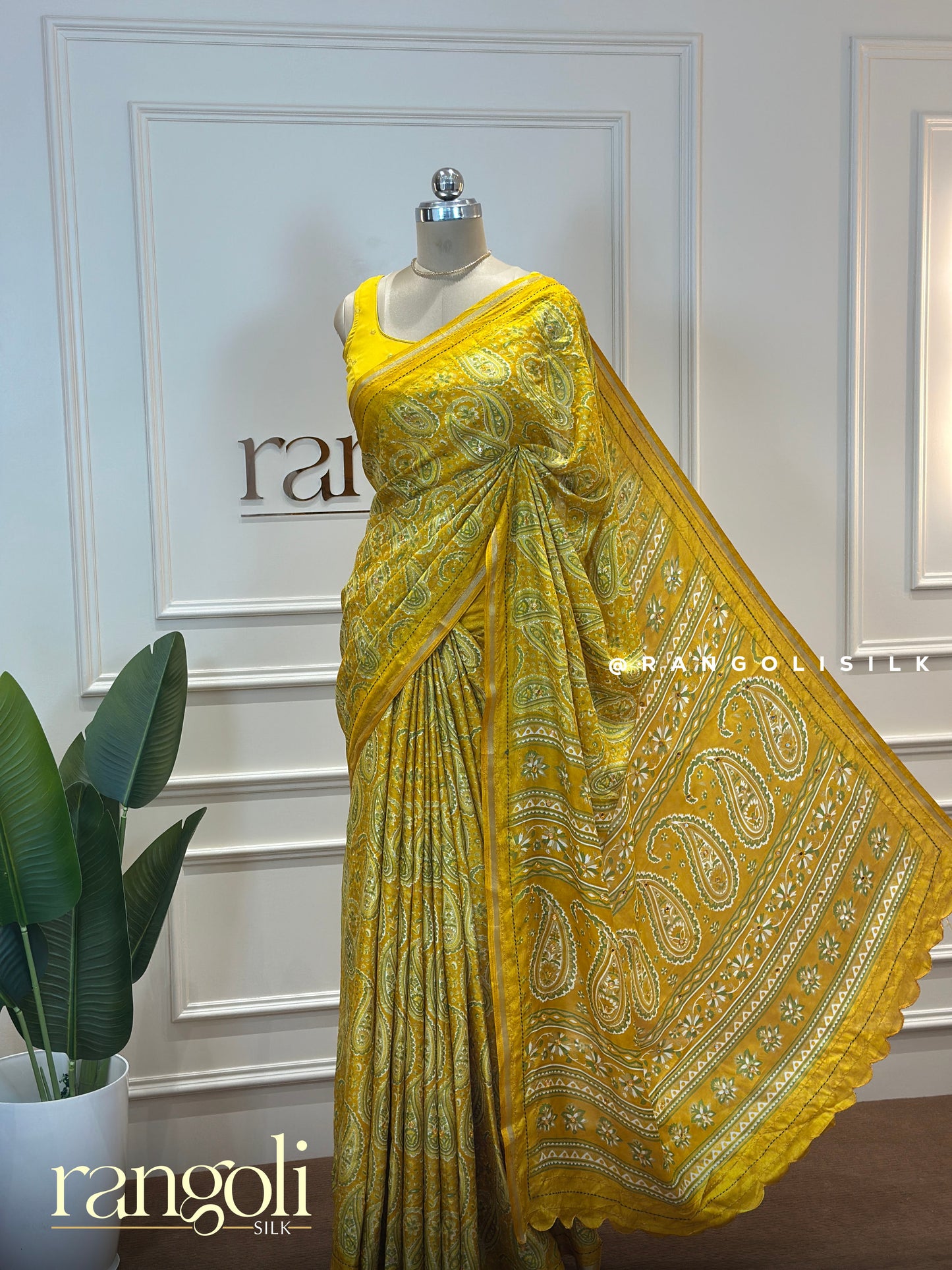 Elegant Cotton Saree in Rich Colours with Intricate Prints - Post 473