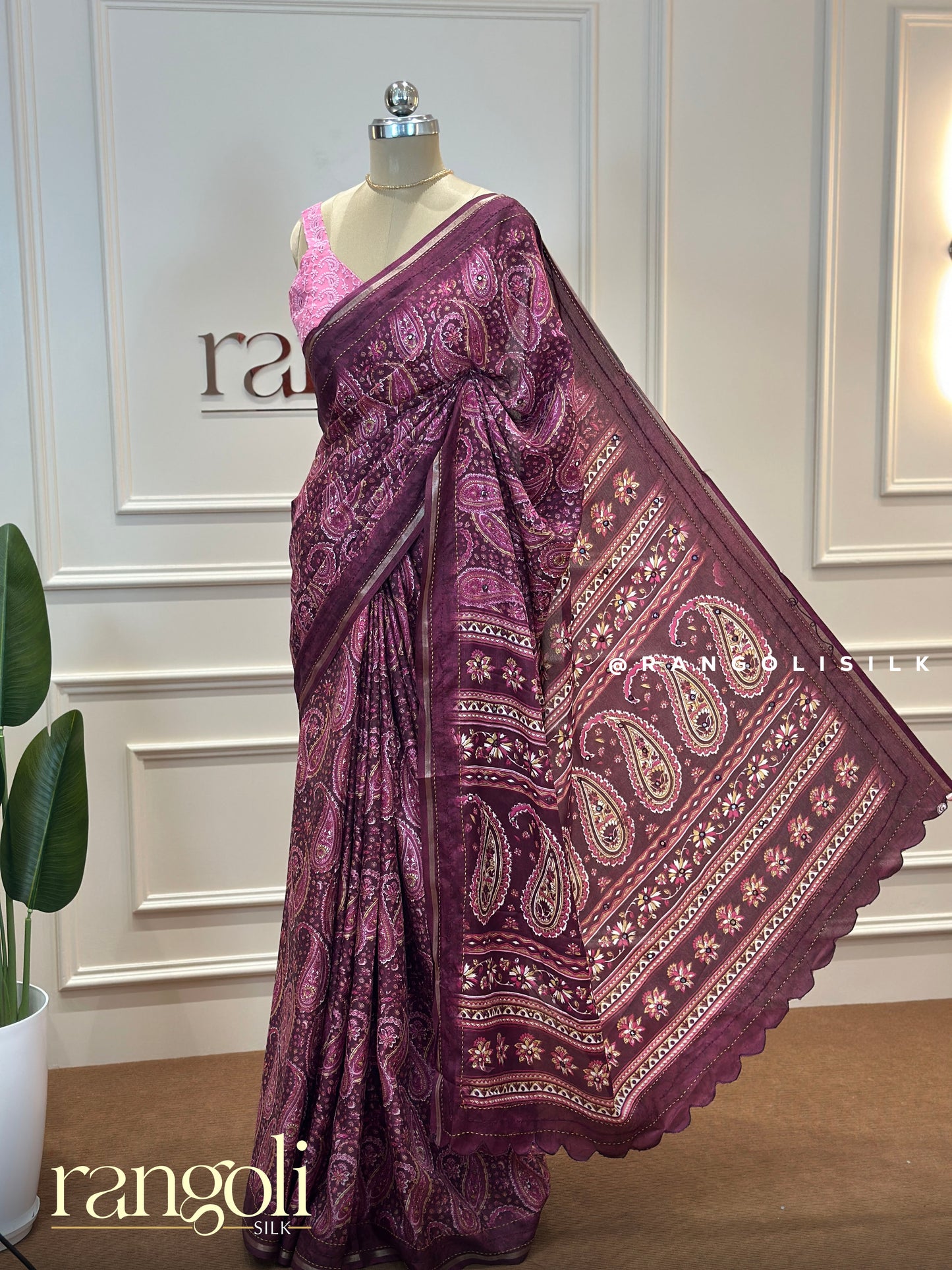 Elegant Cotton Saree in Rich Colours with Intricate Prints - Post 473