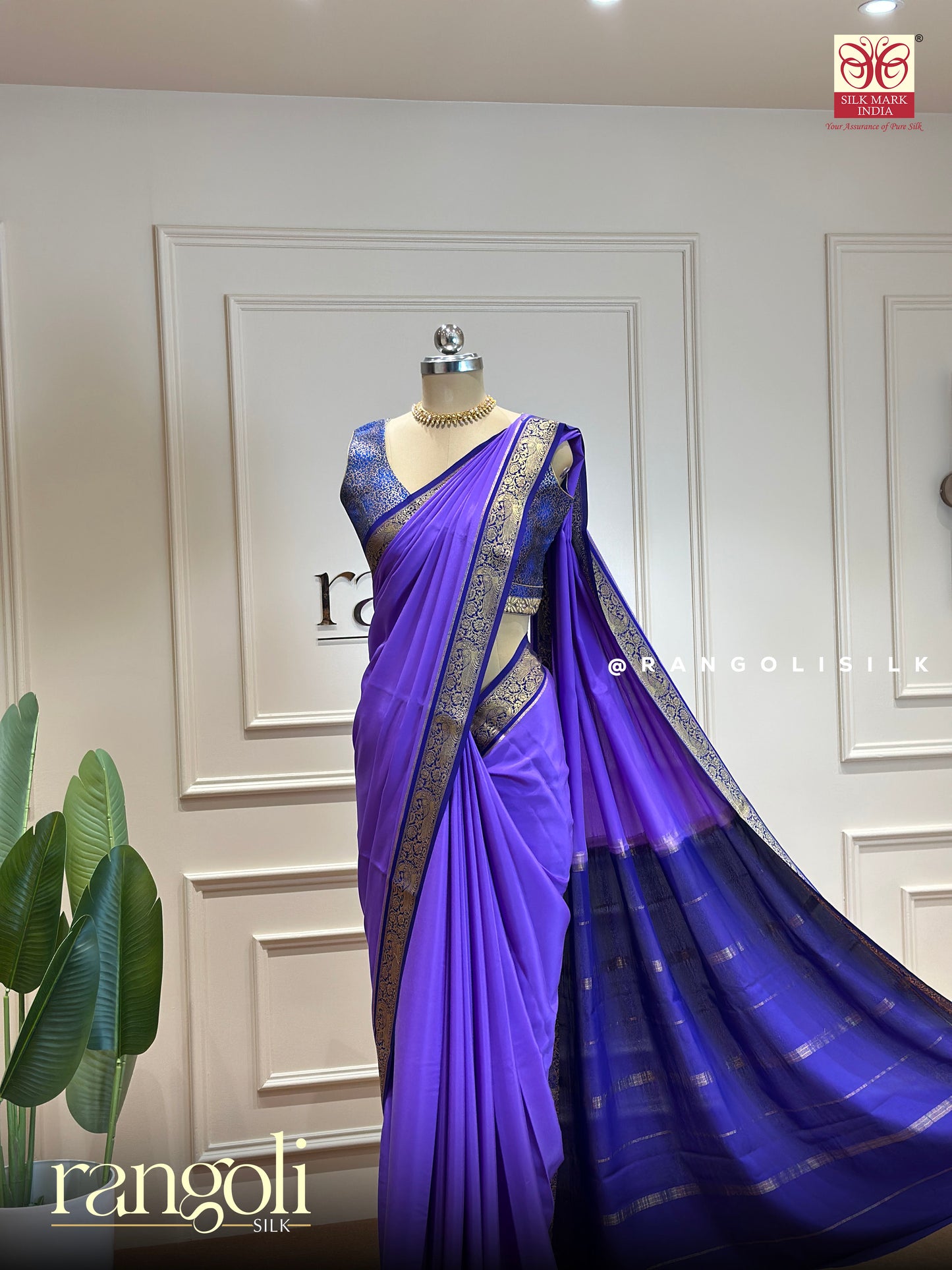 Pure Crepe Silk Saree with Contrast Border - Post 371