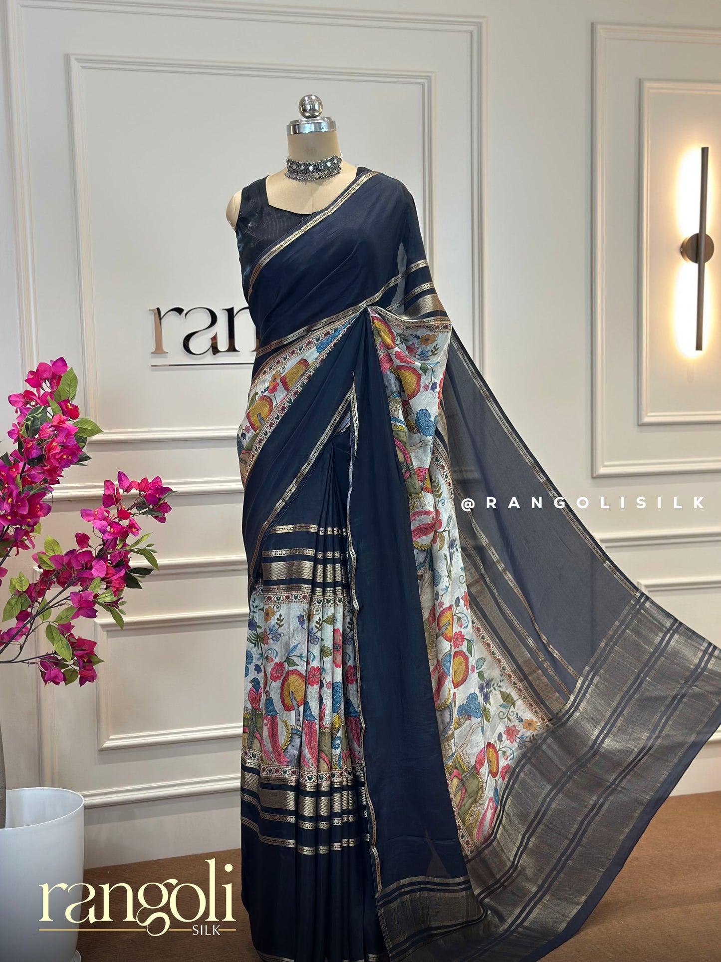 Elegant Kalamkari Print Saree with Intricate Floral Motifs & Zari Border - Post 477
