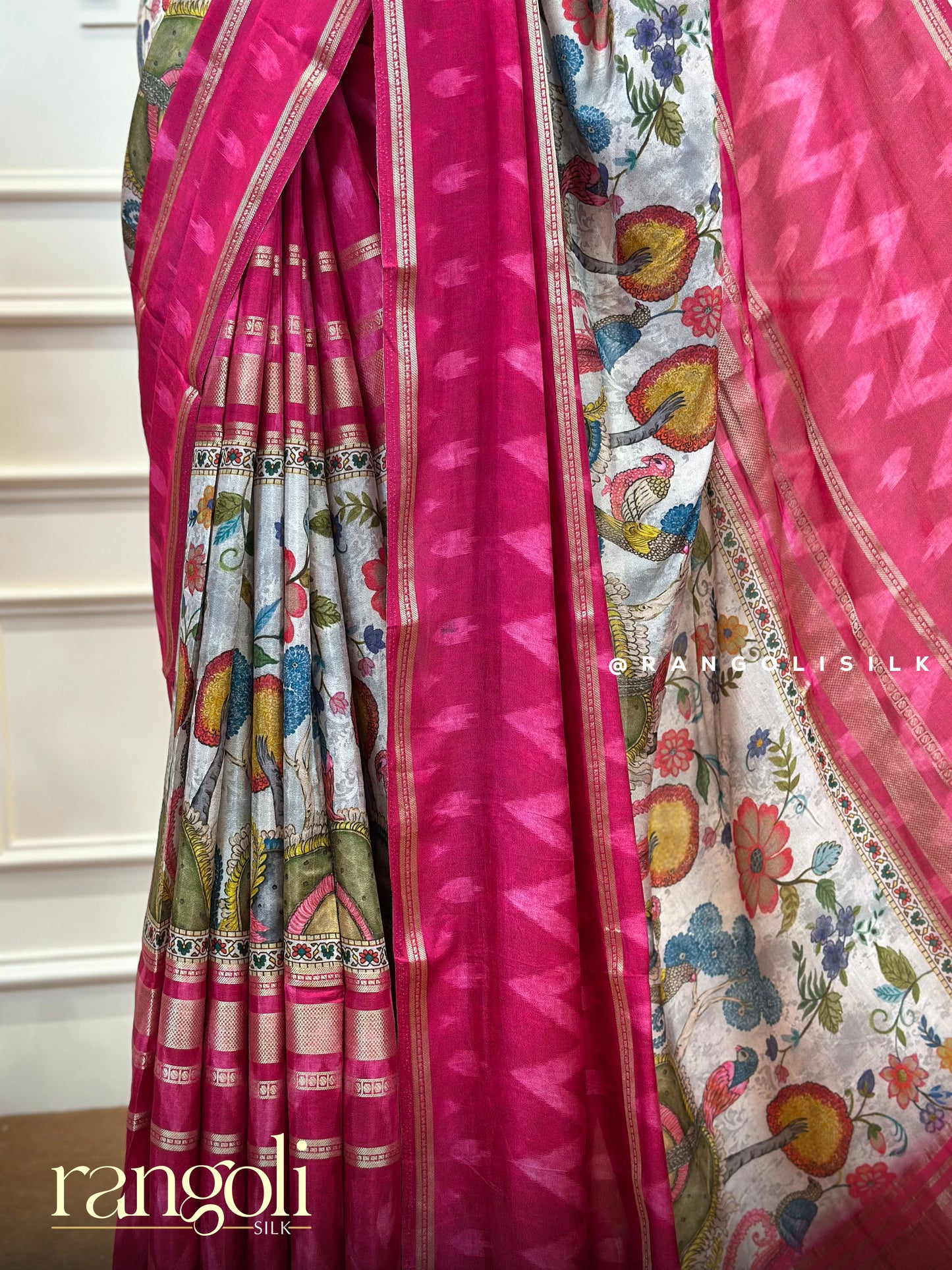 Elegant Kalamkari Print Saree with Intricate Floral Motifs & Zari Border - Post 477