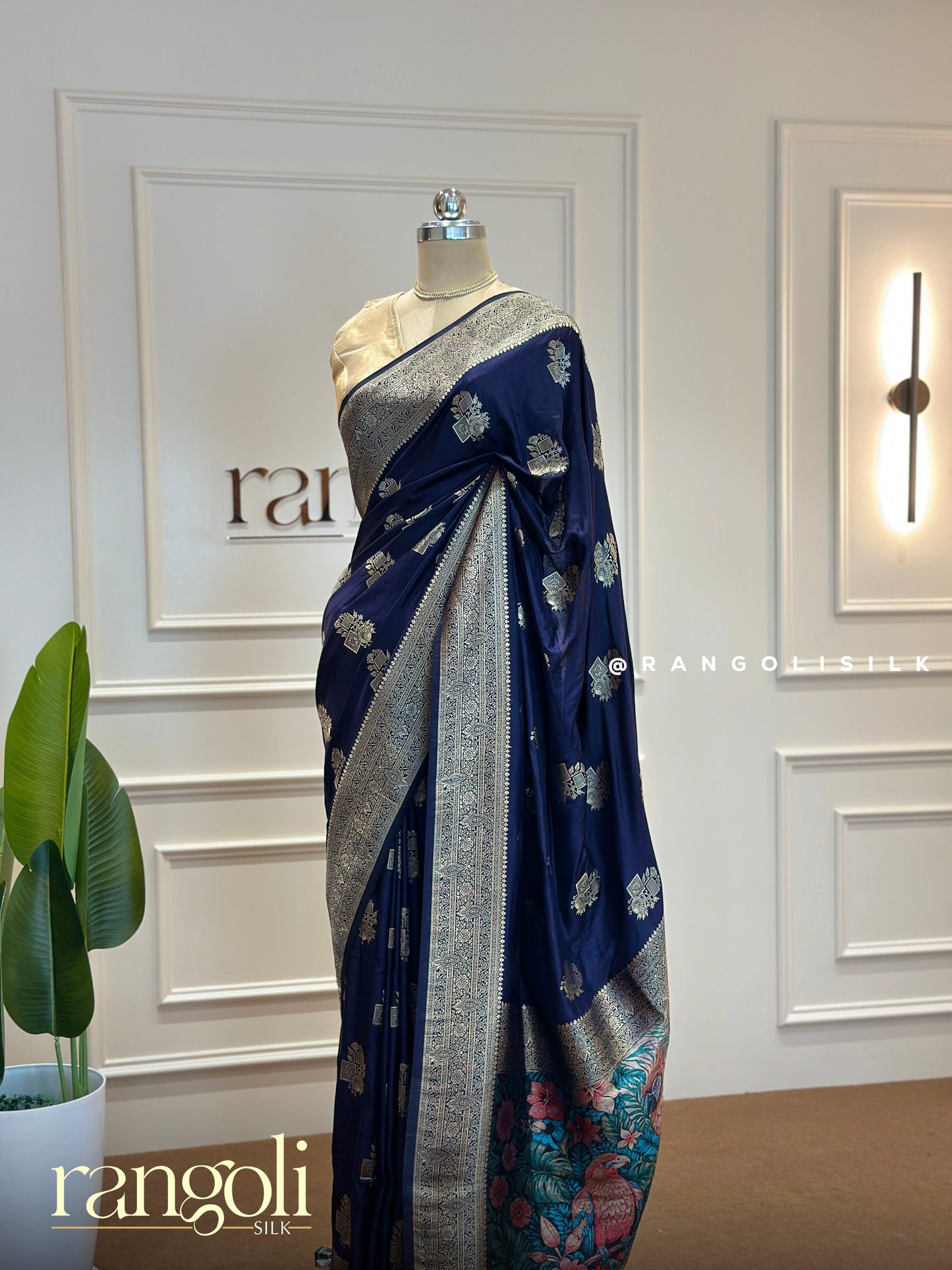 Banaras Saree in Vibrant Colours with Woven Pallu - Post 385