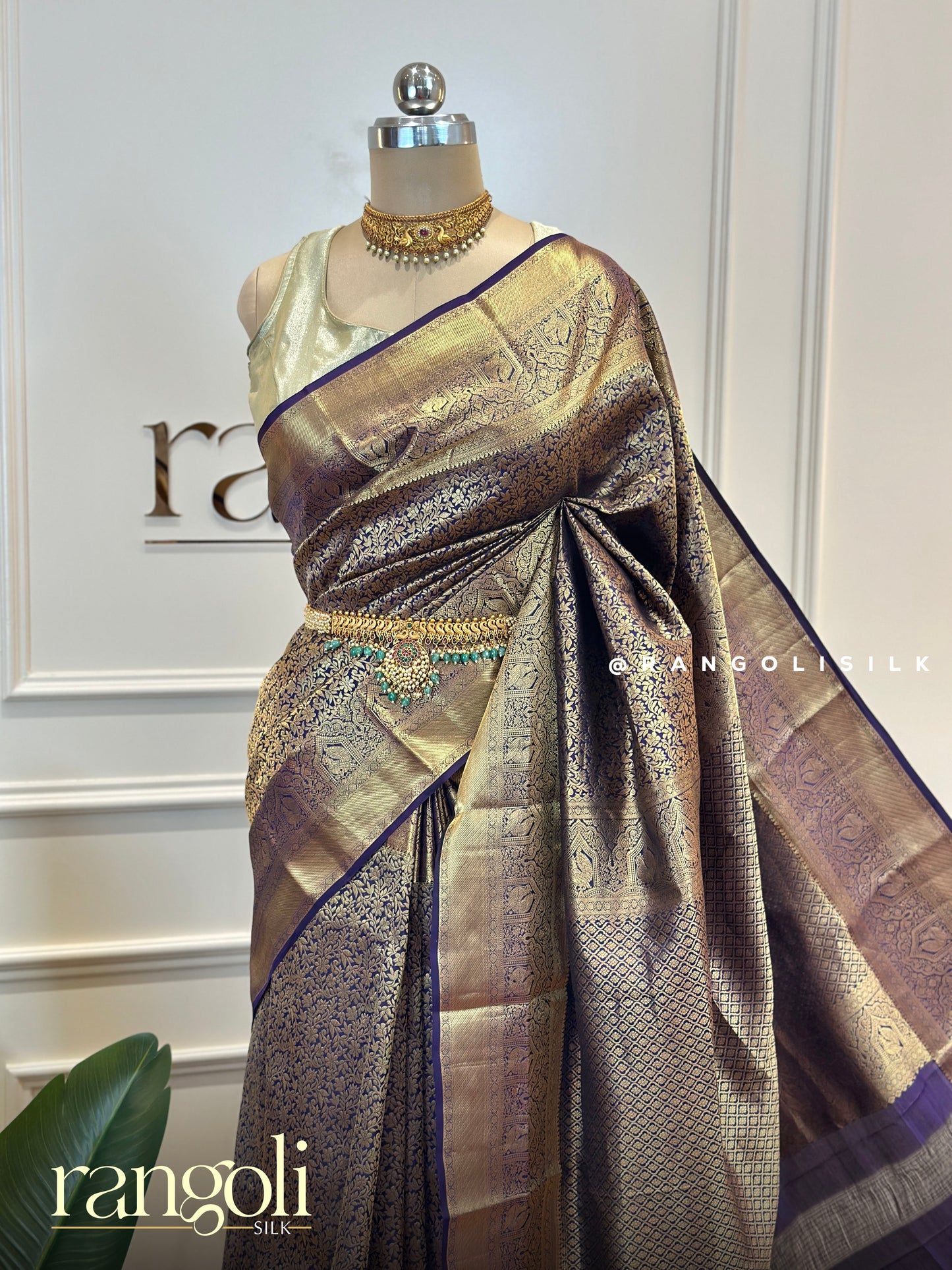 Kanjivaram Silk Saree in Rich Violet with Gold Zari - Post 484