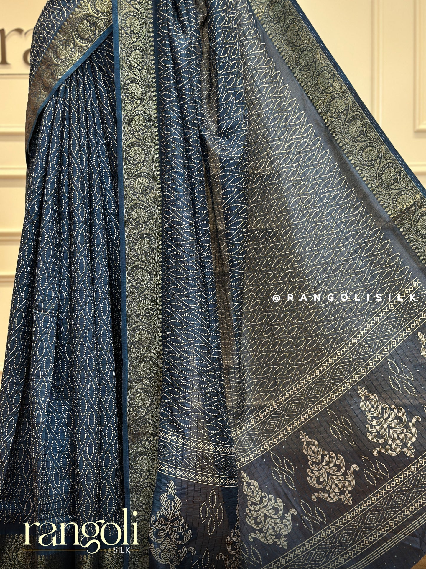 Dola Silk Saree - 381