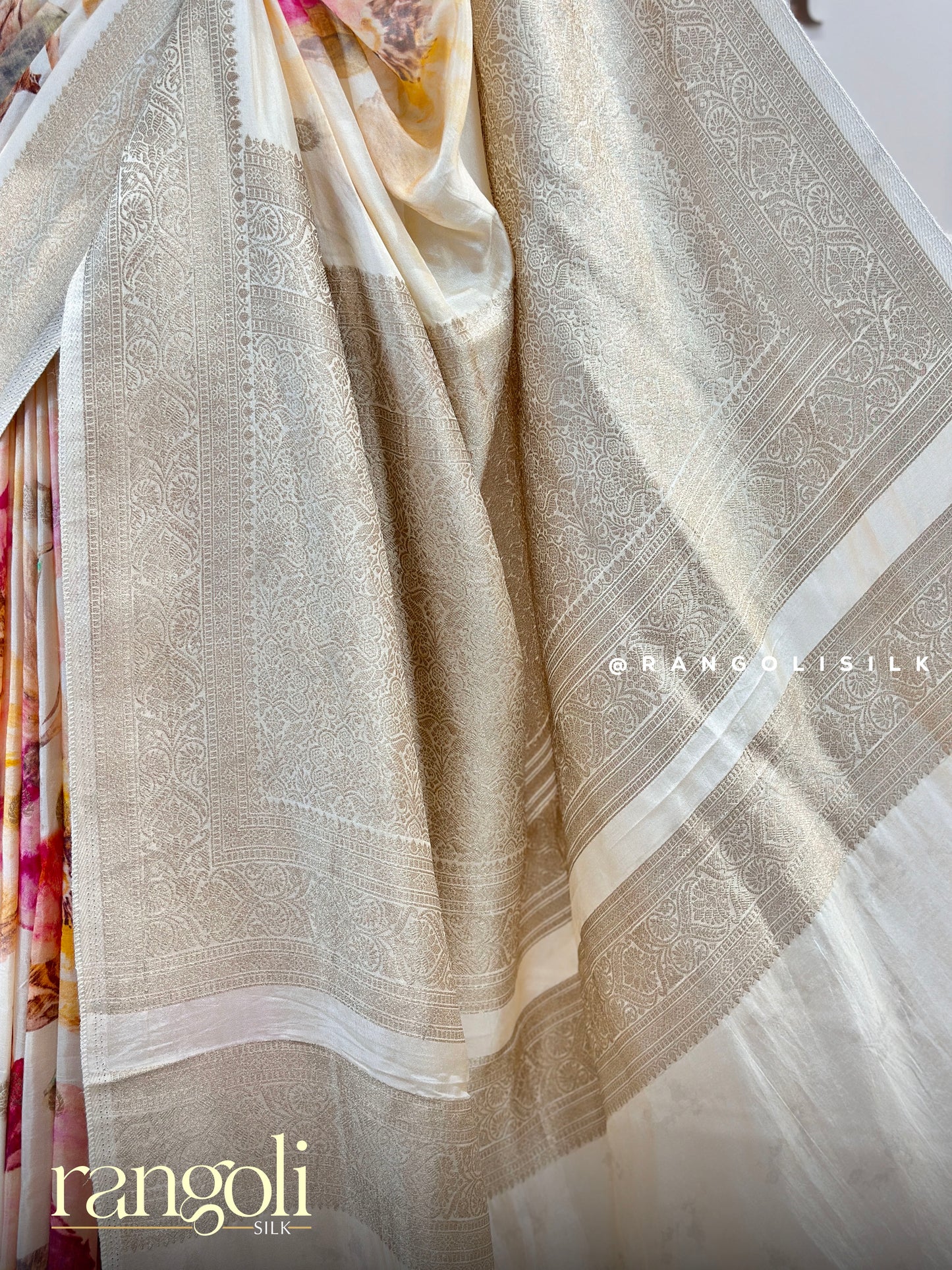 Elegant Banaras Saree in Soft Ivory with Rich Zari Pallu - Post 488