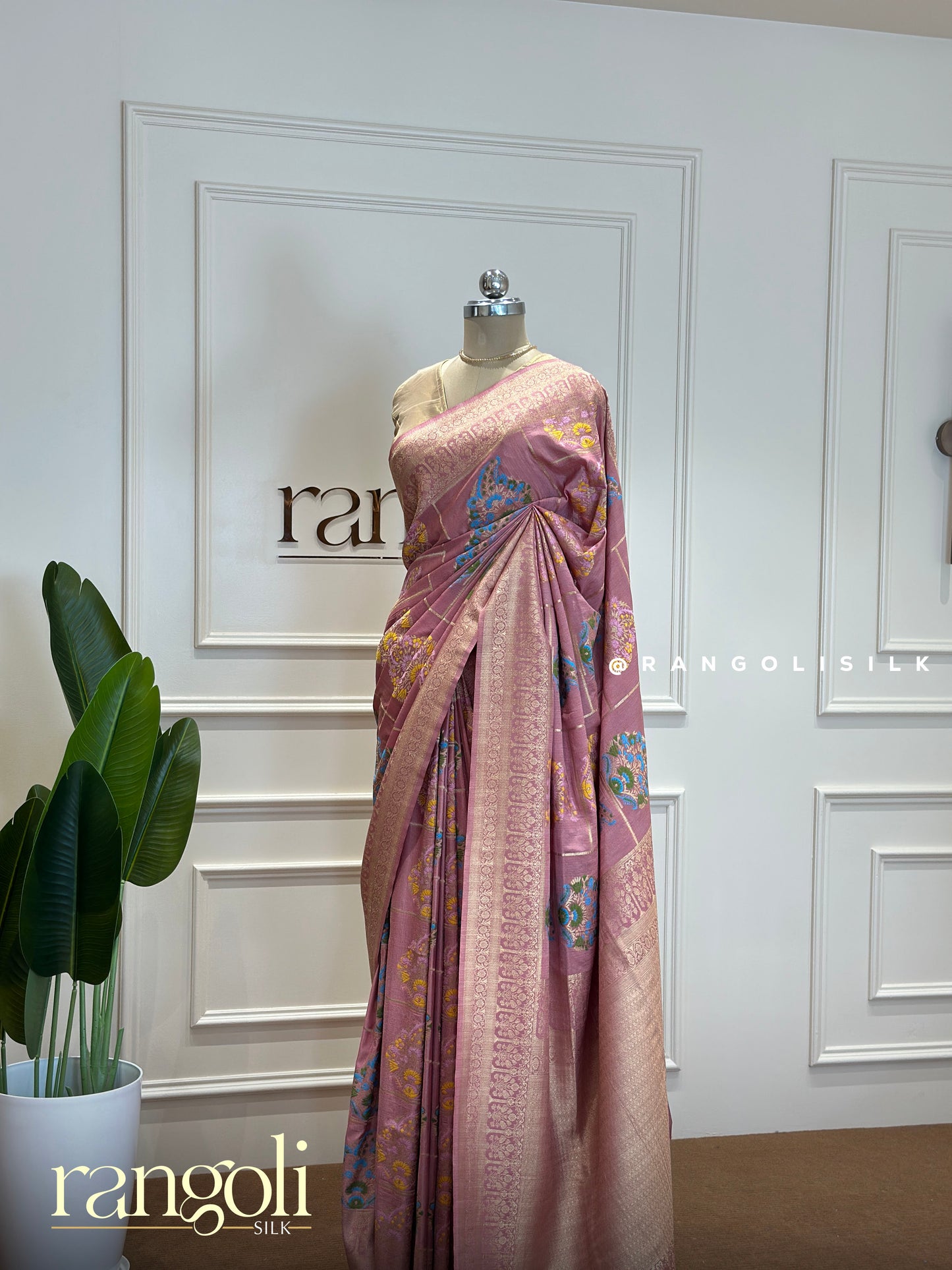 Georgette Banarasi Saree with Bold Florals and Rich Pallu - Post 389