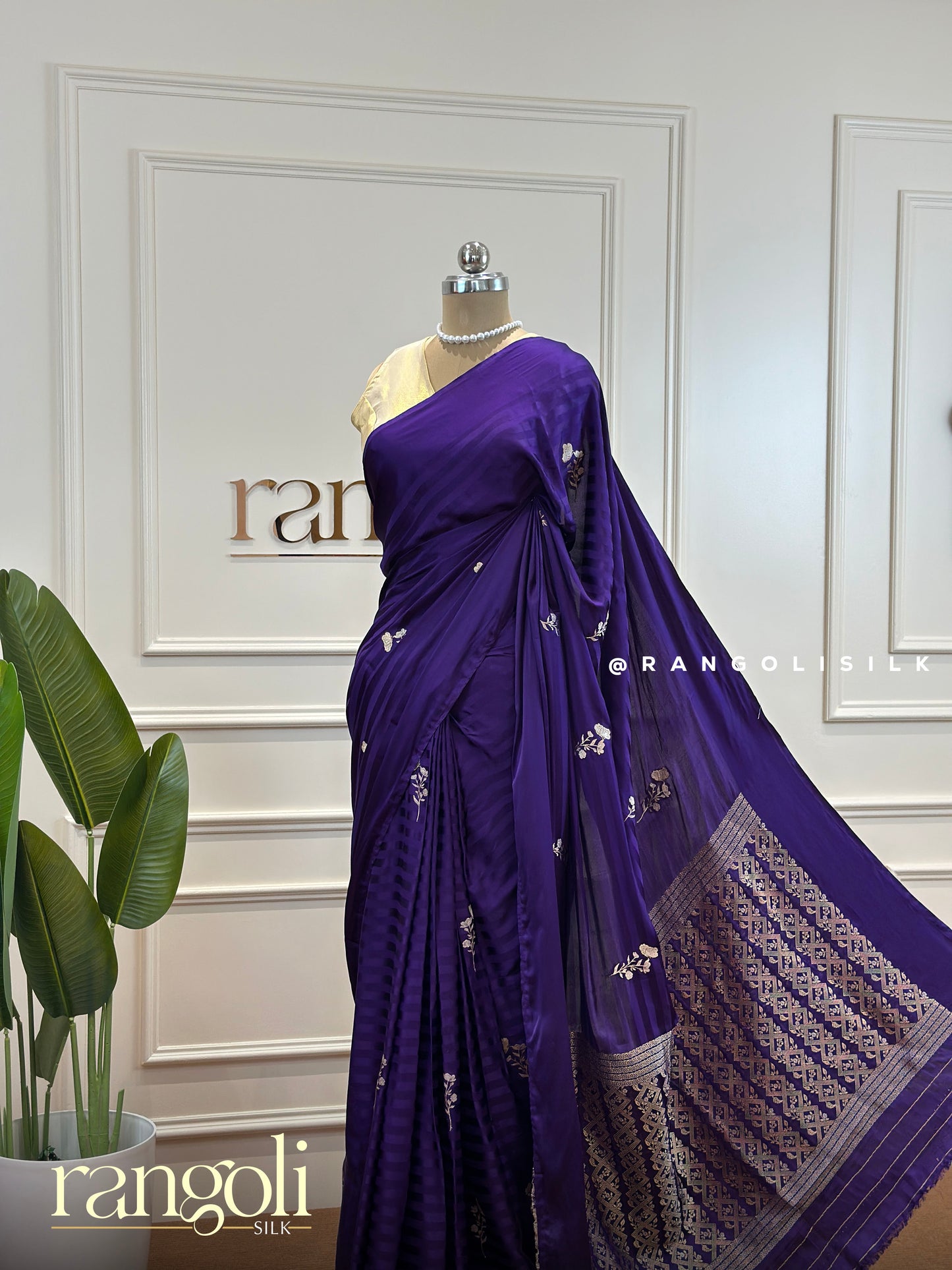 Banaras Saree in Luxurious Satin Mix - Post 397