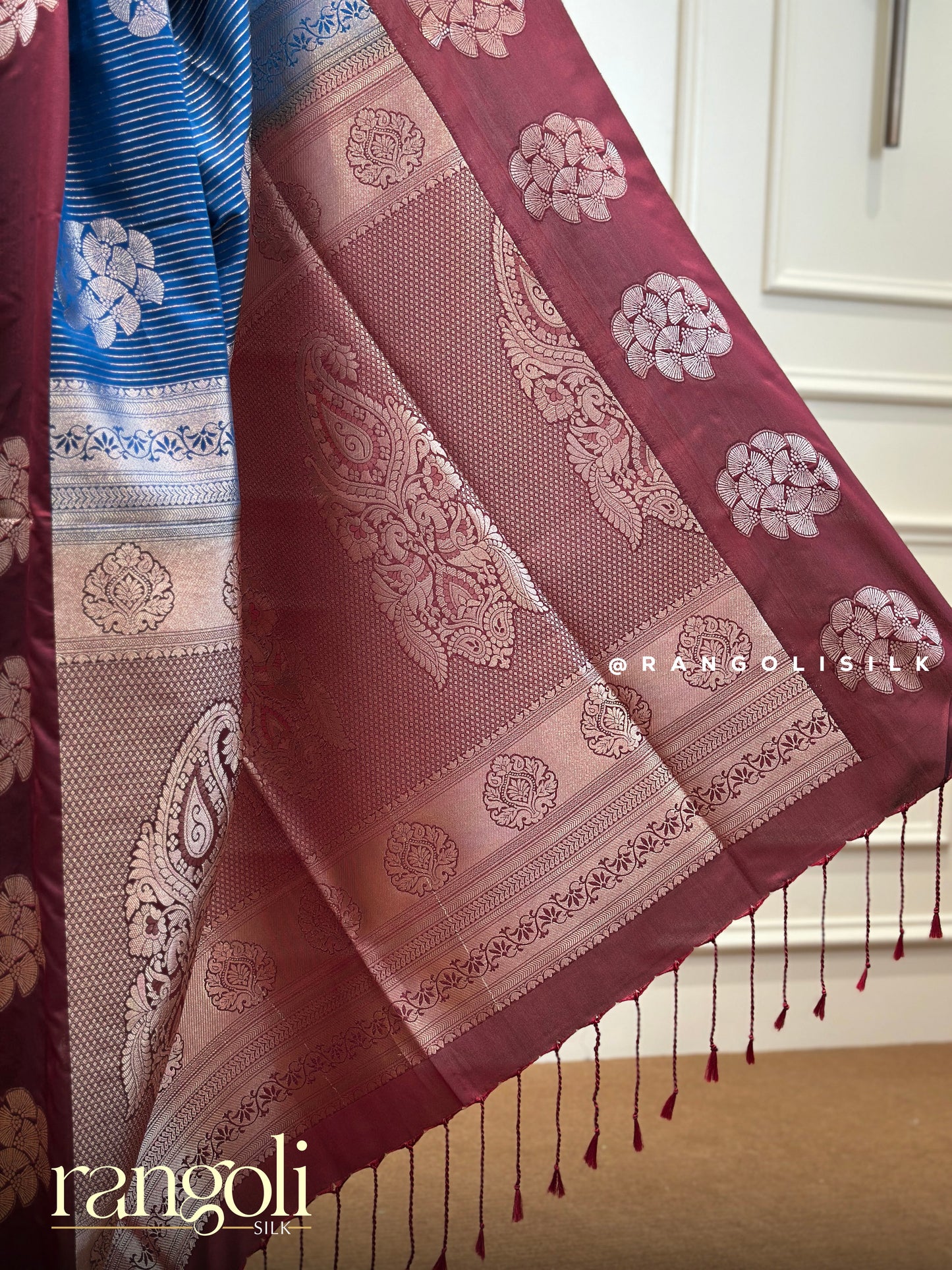 Soft Silk Sarees with Bold Contrasts and Rich Zari Pallu - 405