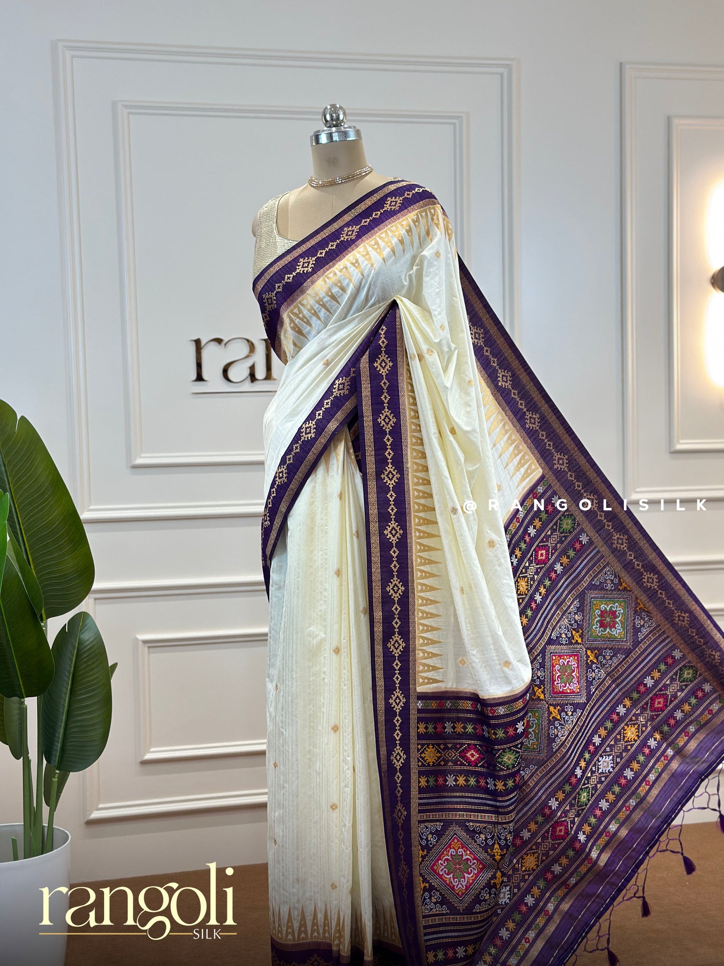 Elegant Silk Cotton Saree with Rich Contrast Pallu - Post 415