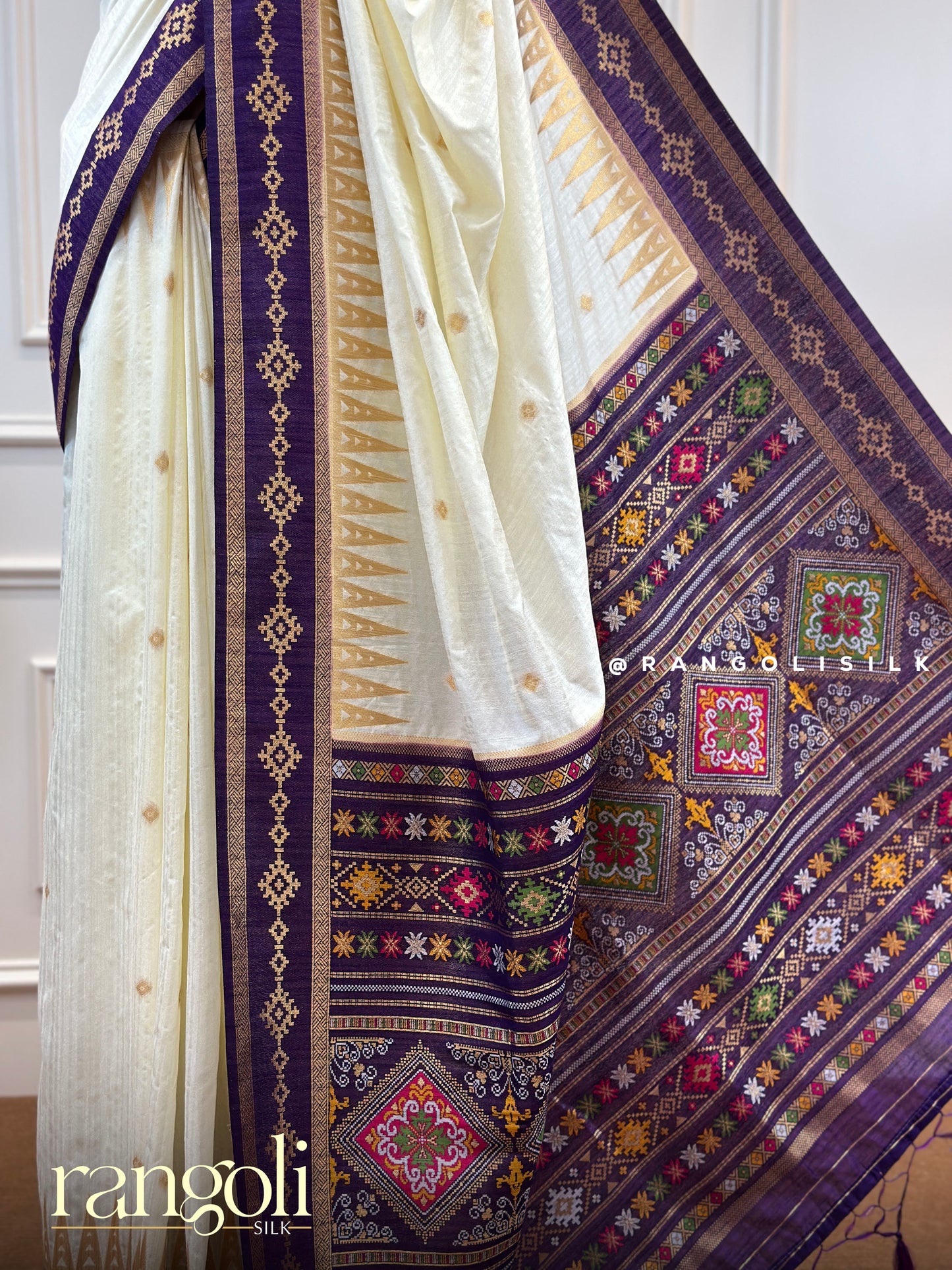 Elegant Silk Cotton Saree with Rich Contrast Pallu - Post 415