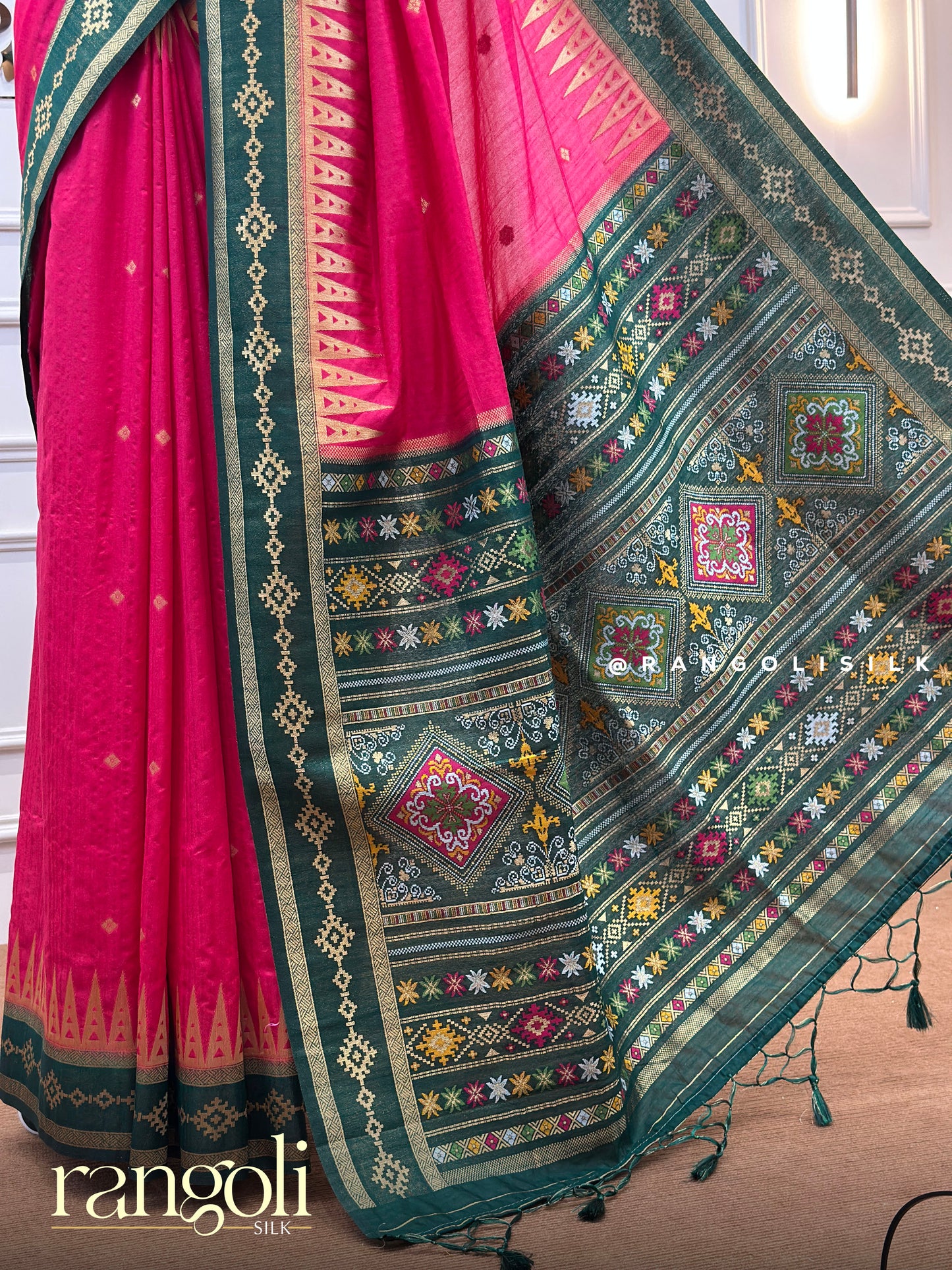 Elegant Silk Cotton Saree with Rich Contrast Pallu - Post 415