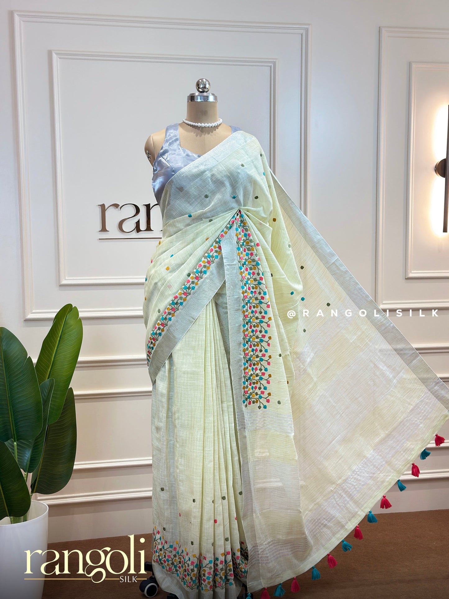 Linen Cotton Saree with Delicate Embroidery – Lightweight & Breathable Elegance - Post 507