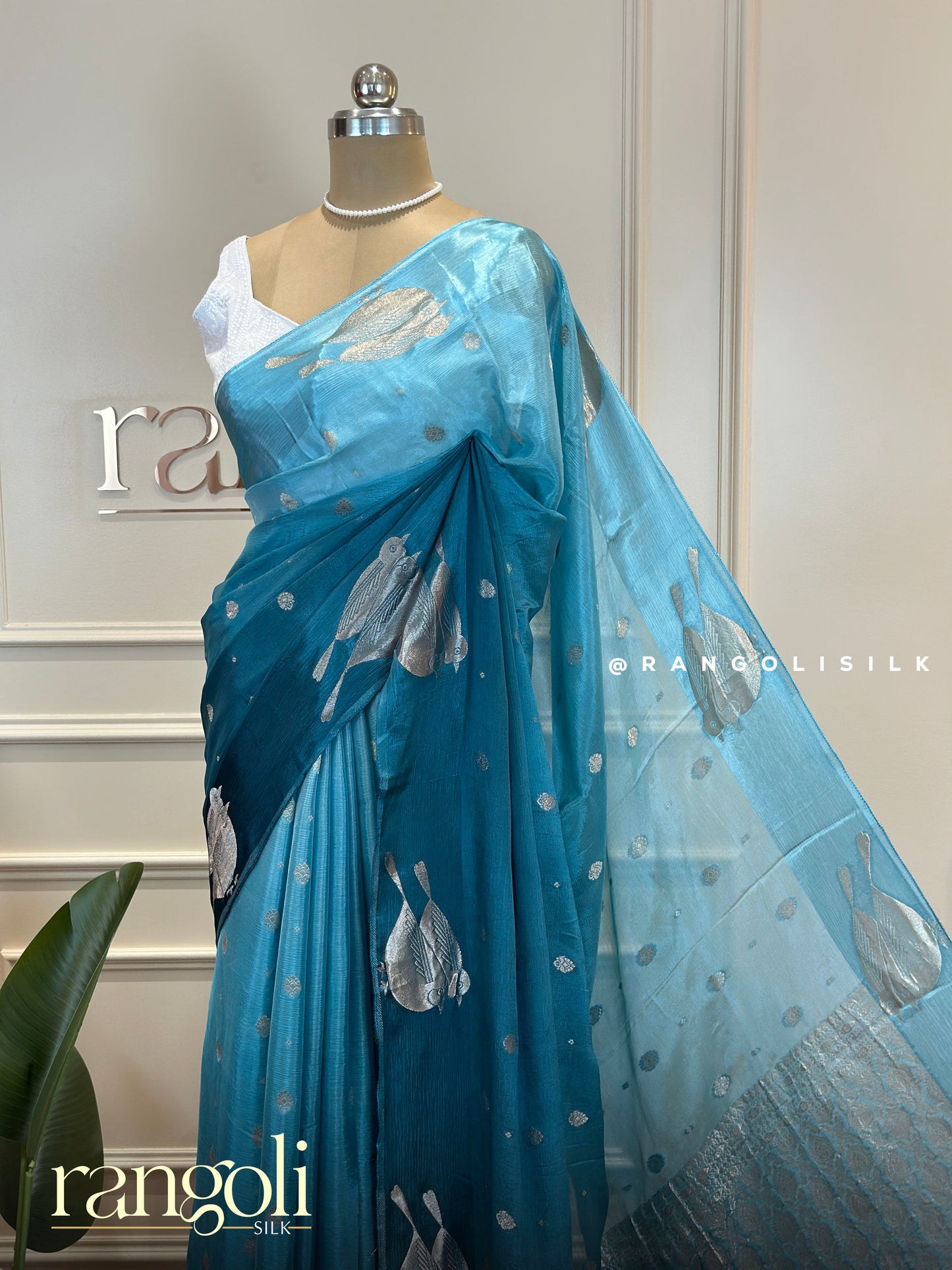 Banarasi Saree with Delicate Bird Zari Motifs - Post 621