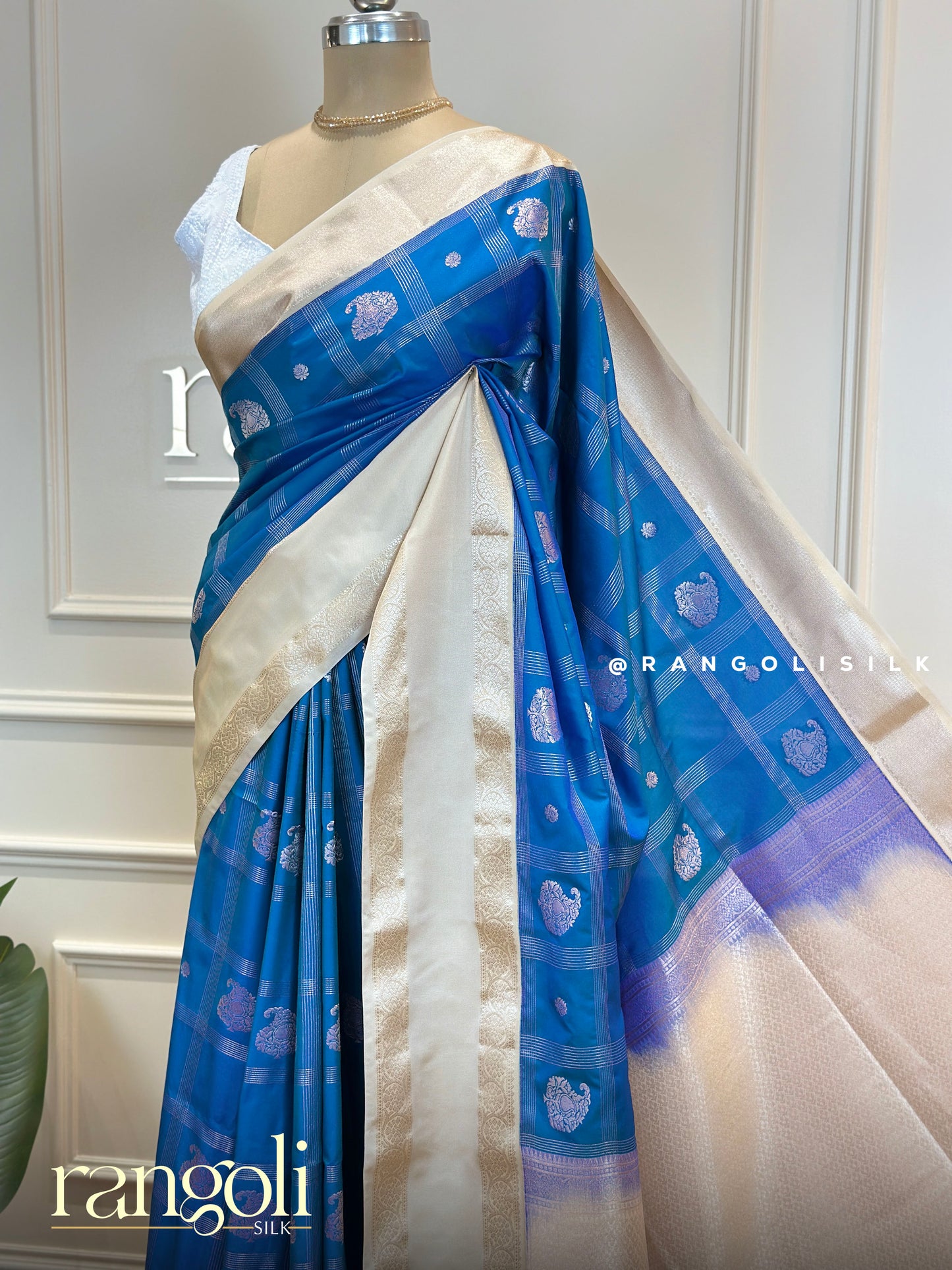 Premium Soft Silk Saree with Vibrant Colors & Intricate Zari Motifs - Post 641