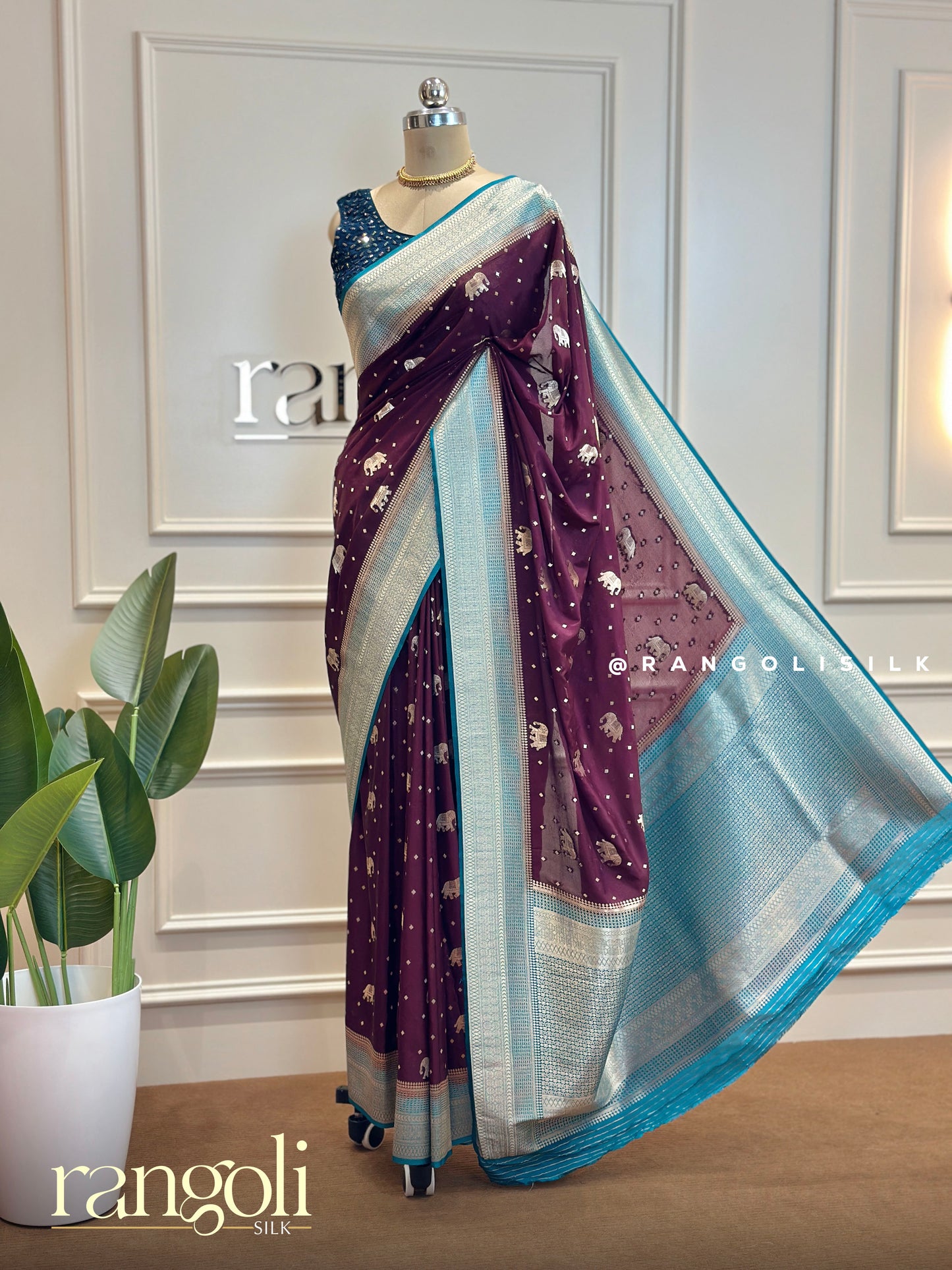 Banarasi Saree with Intricate Elephant Motifs - Post 513