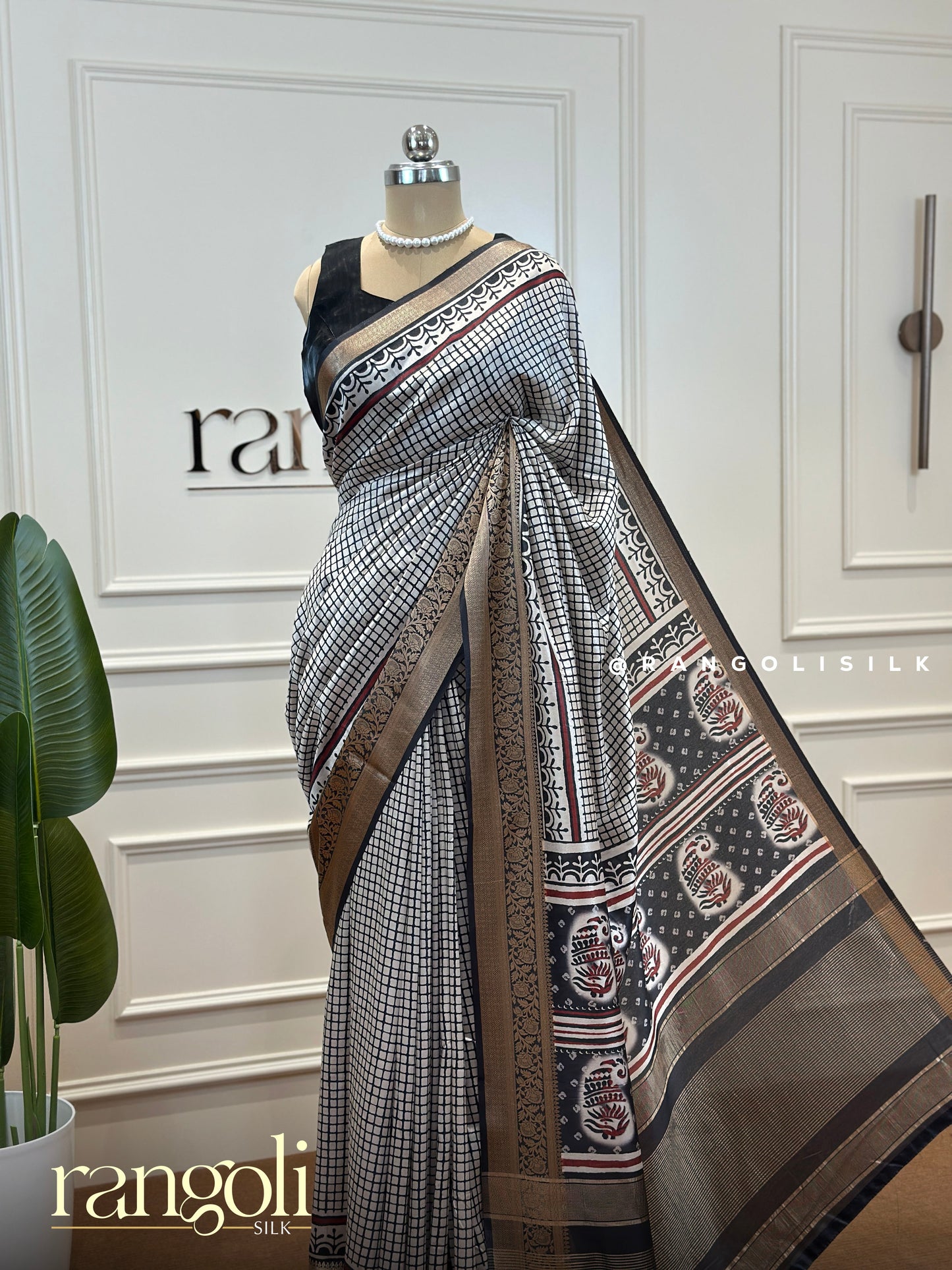 Elegant Silk Cotton Saree with Exquisite Prints - Post 421