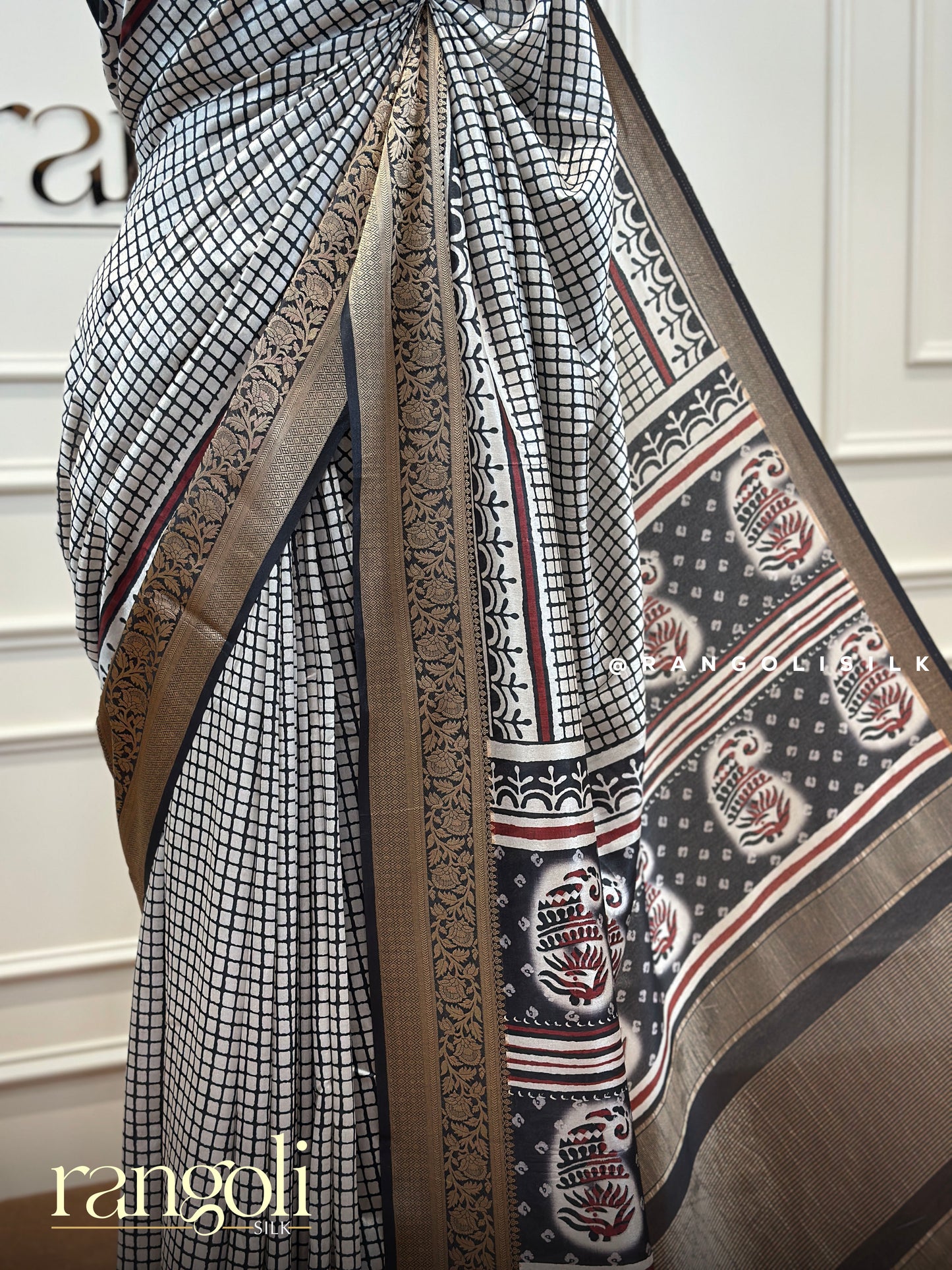 Elegant Silk Cotton Saree with Exquisite Prints - Post 421