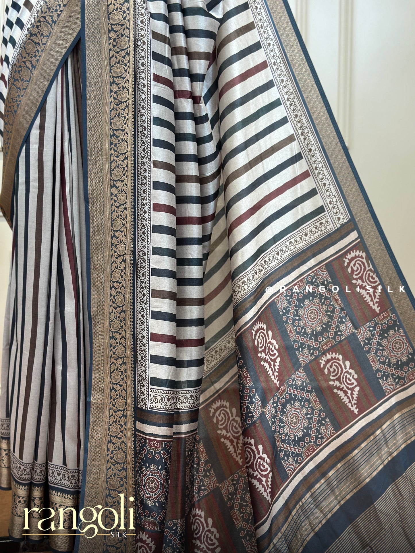Elegant Silk Cotton Saree with Exquisite Prints - Post 421