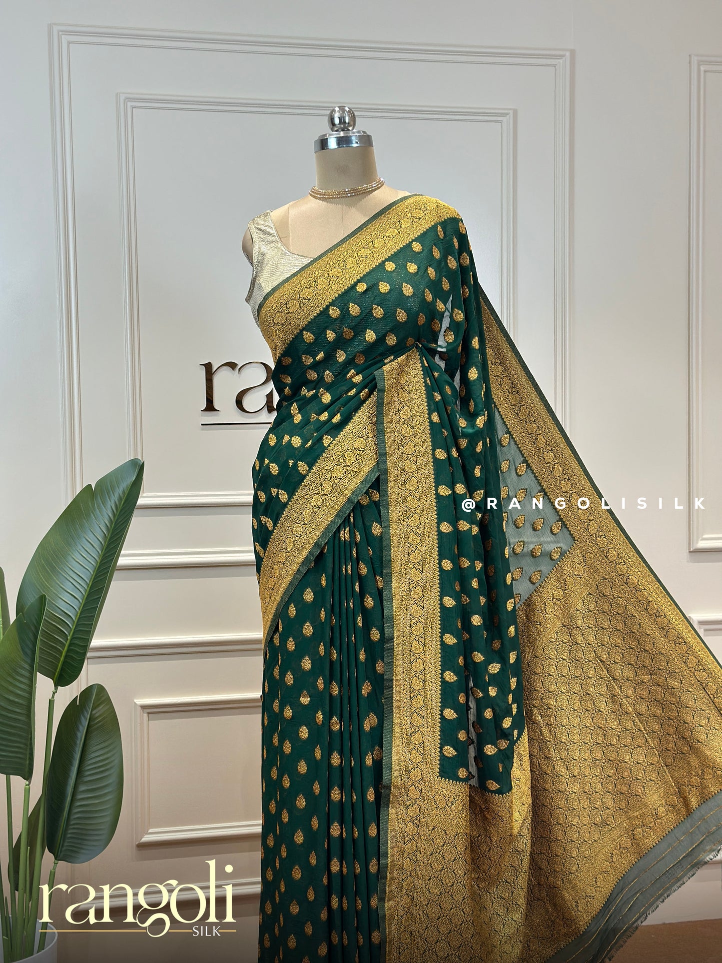 Banaras Saree with Delicate Motifs & Intricate Golden Zari Work - Post 425