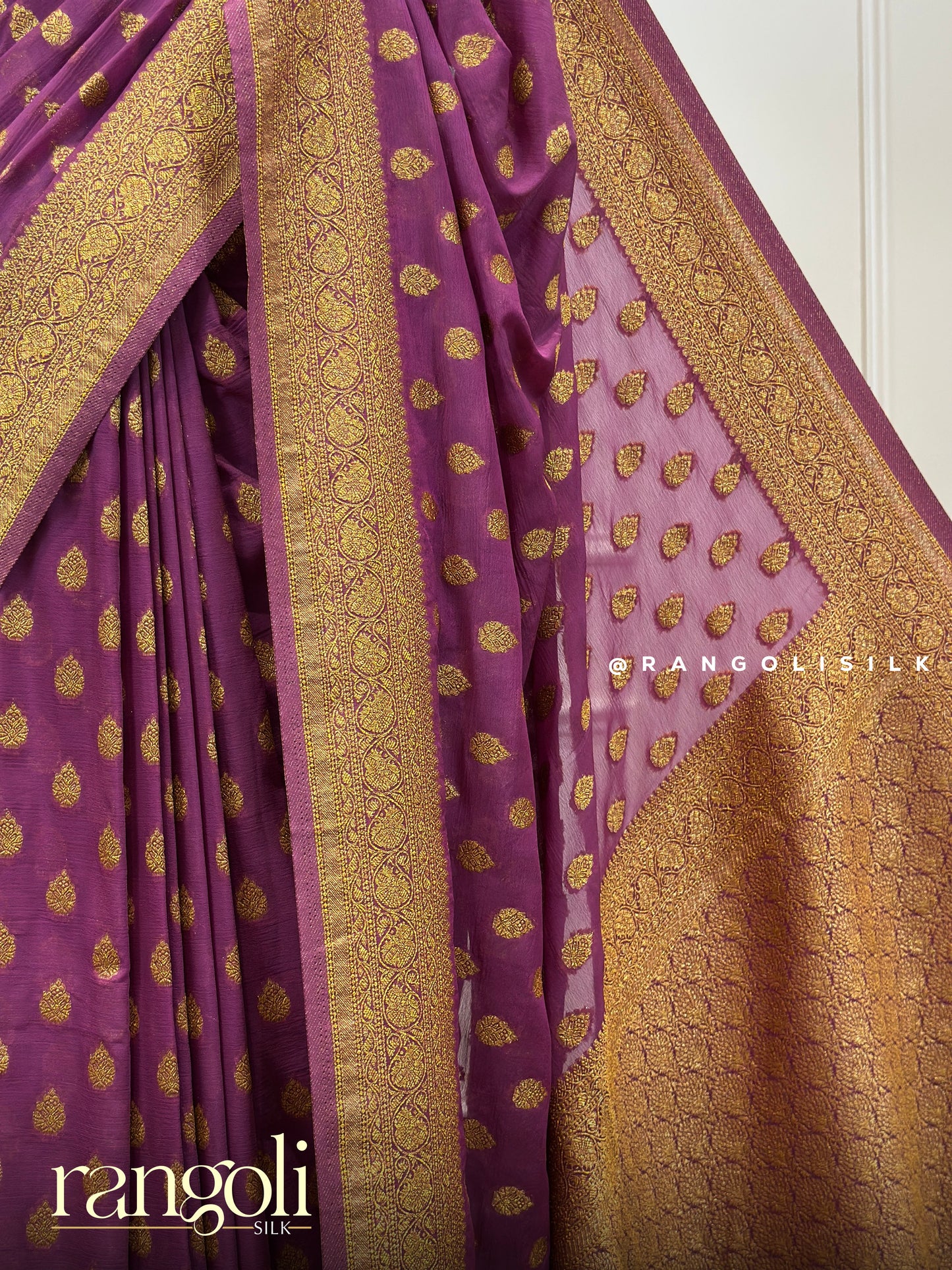 Banaras Saree with Delicate Motifs & Intricate Golden Zari Work - Post 425