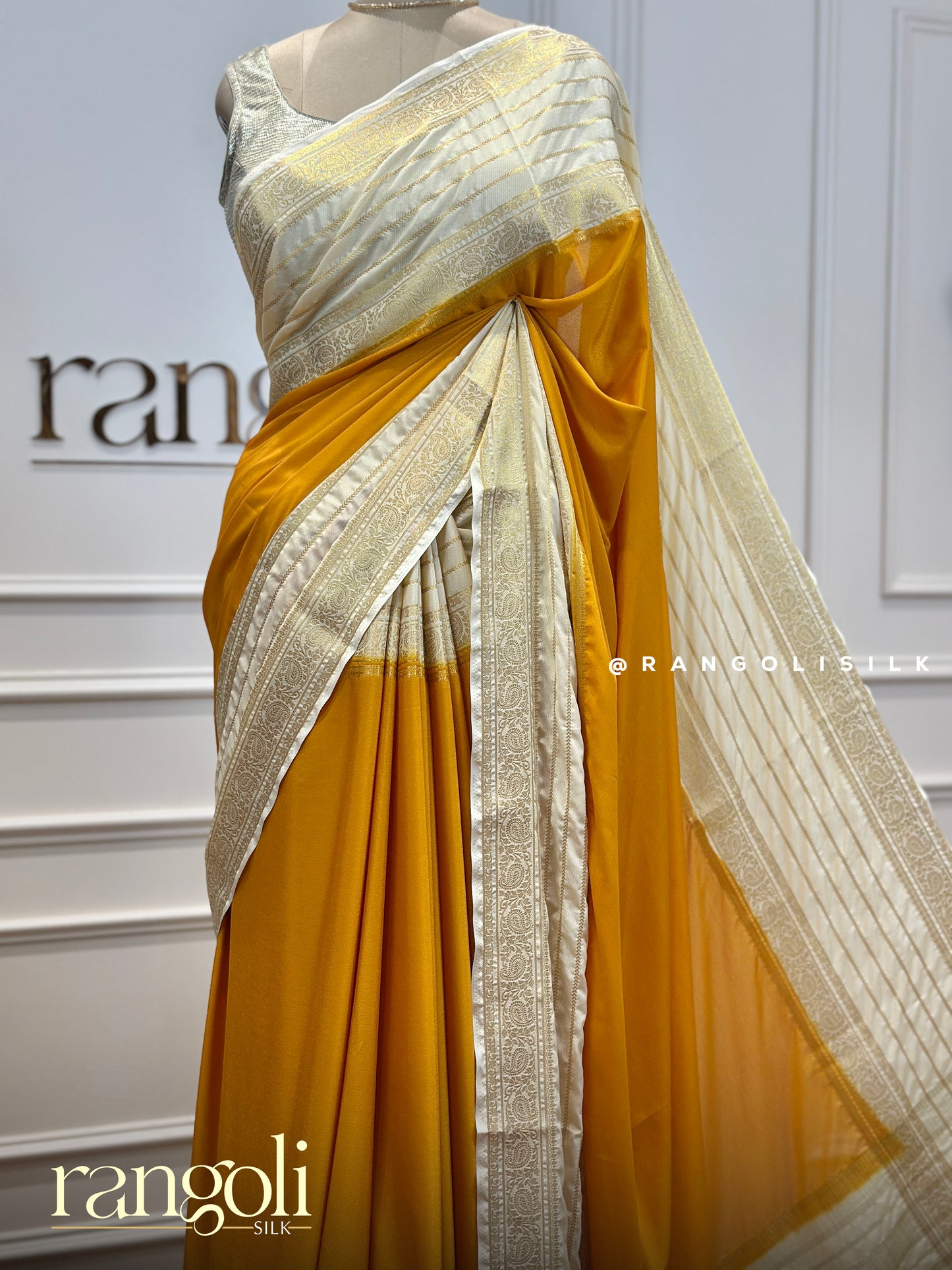 Elegant Semi Mysore Silk Saree with Stunning Contrast Border & Rich Pallu - Post 423