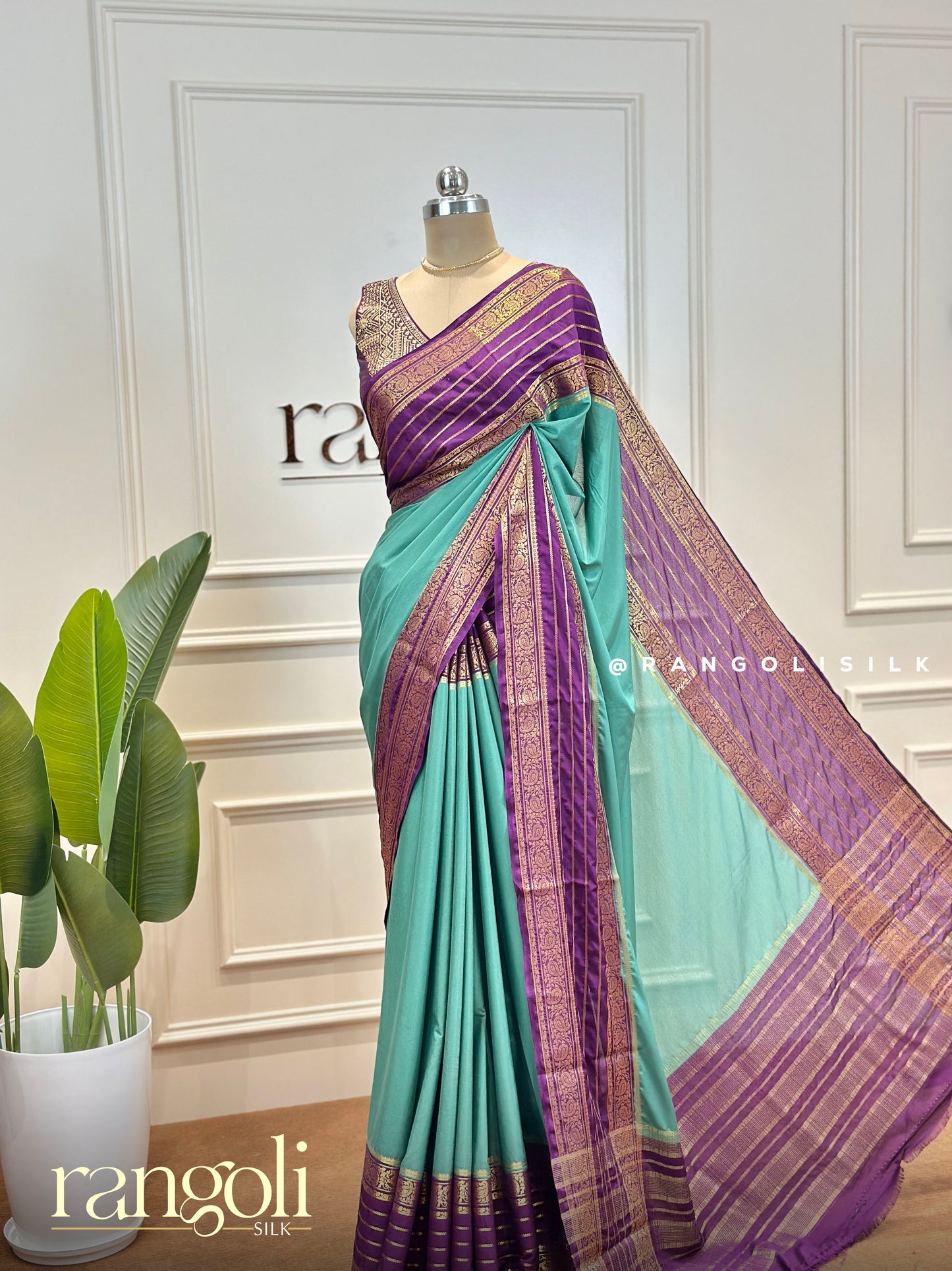 Elegant Semi Mysore Silk Saree with Stunning Contrast Border & Rich Pallu - Post 423