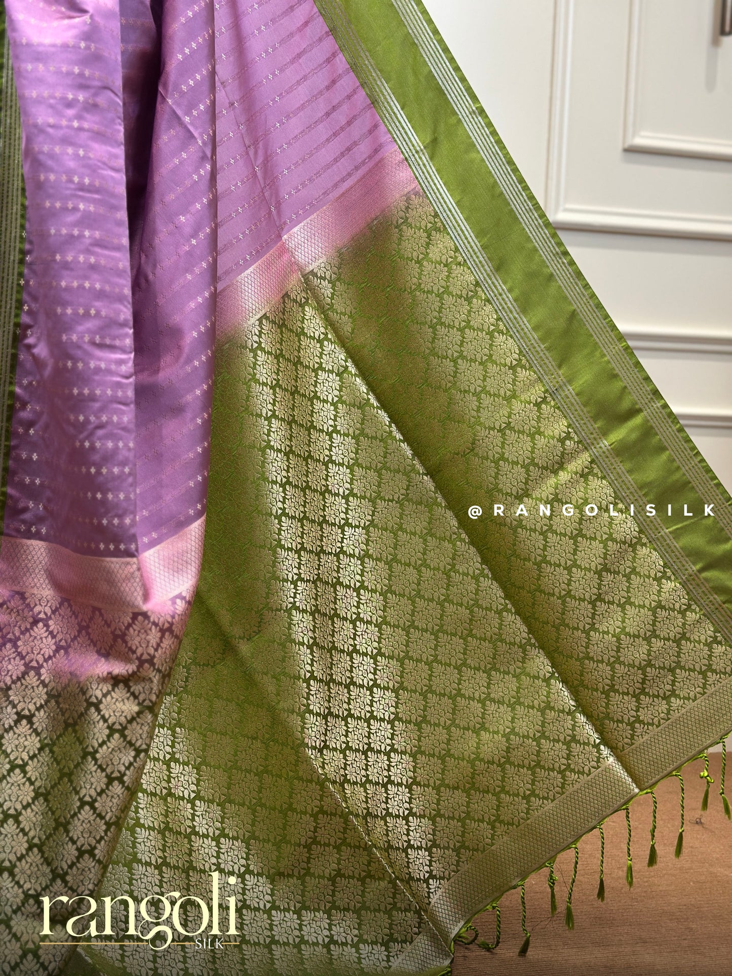 Soft Silk Saree with Elegant Contrast Colour Combinations - Post 427