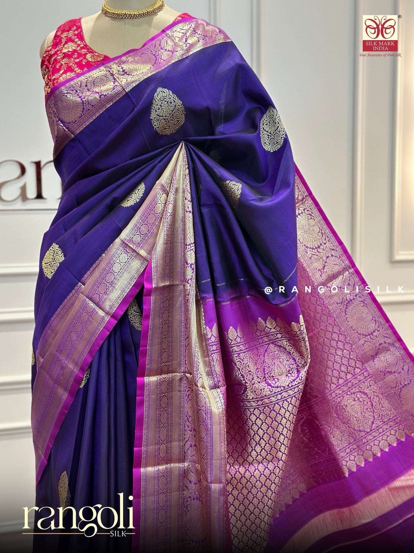 Pure Kanjivaram Silk Saree with Contrast Border - Post 422