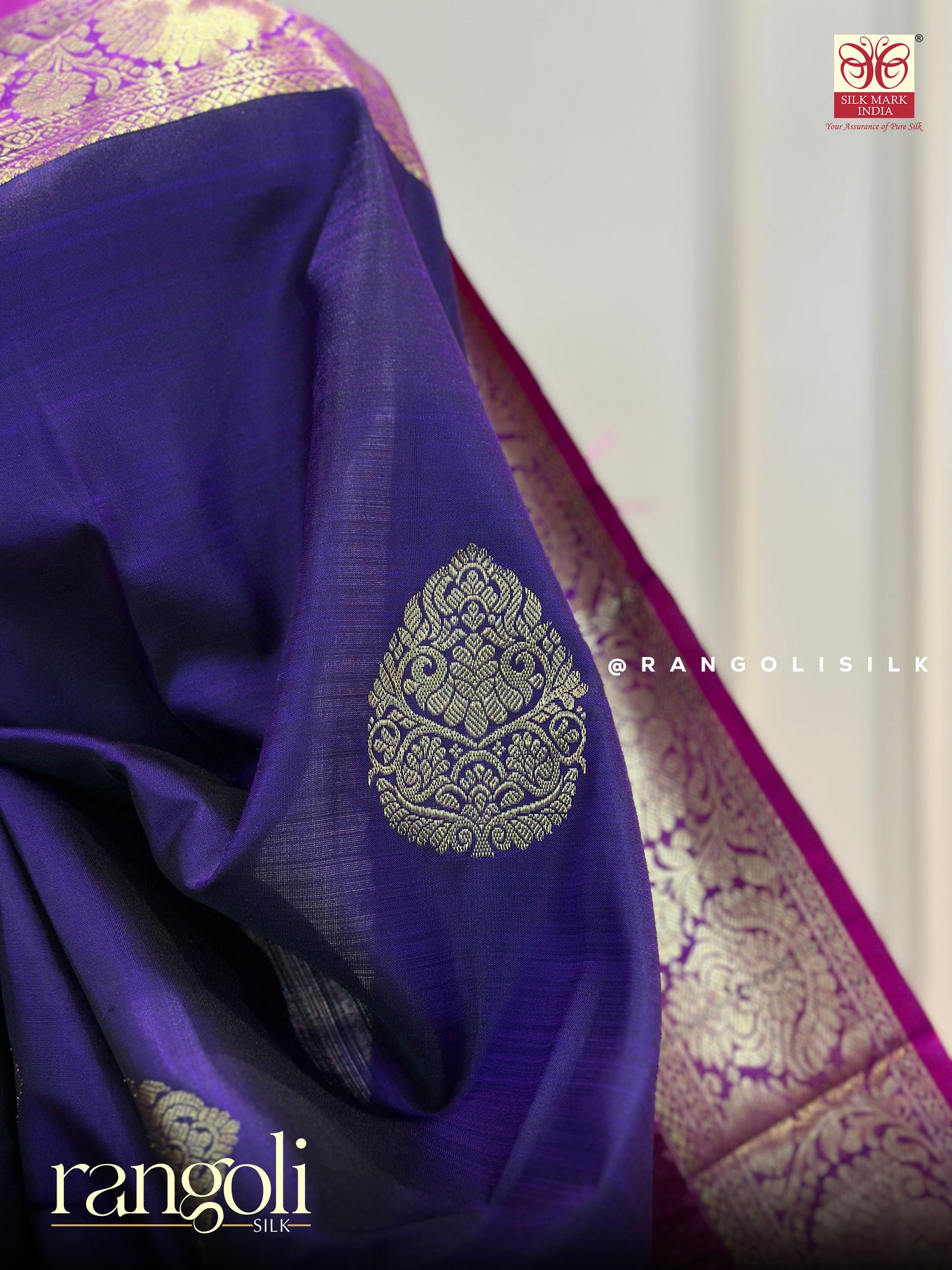 Pure Kanjivaram Silk Saree with Contrast Border - Post 422