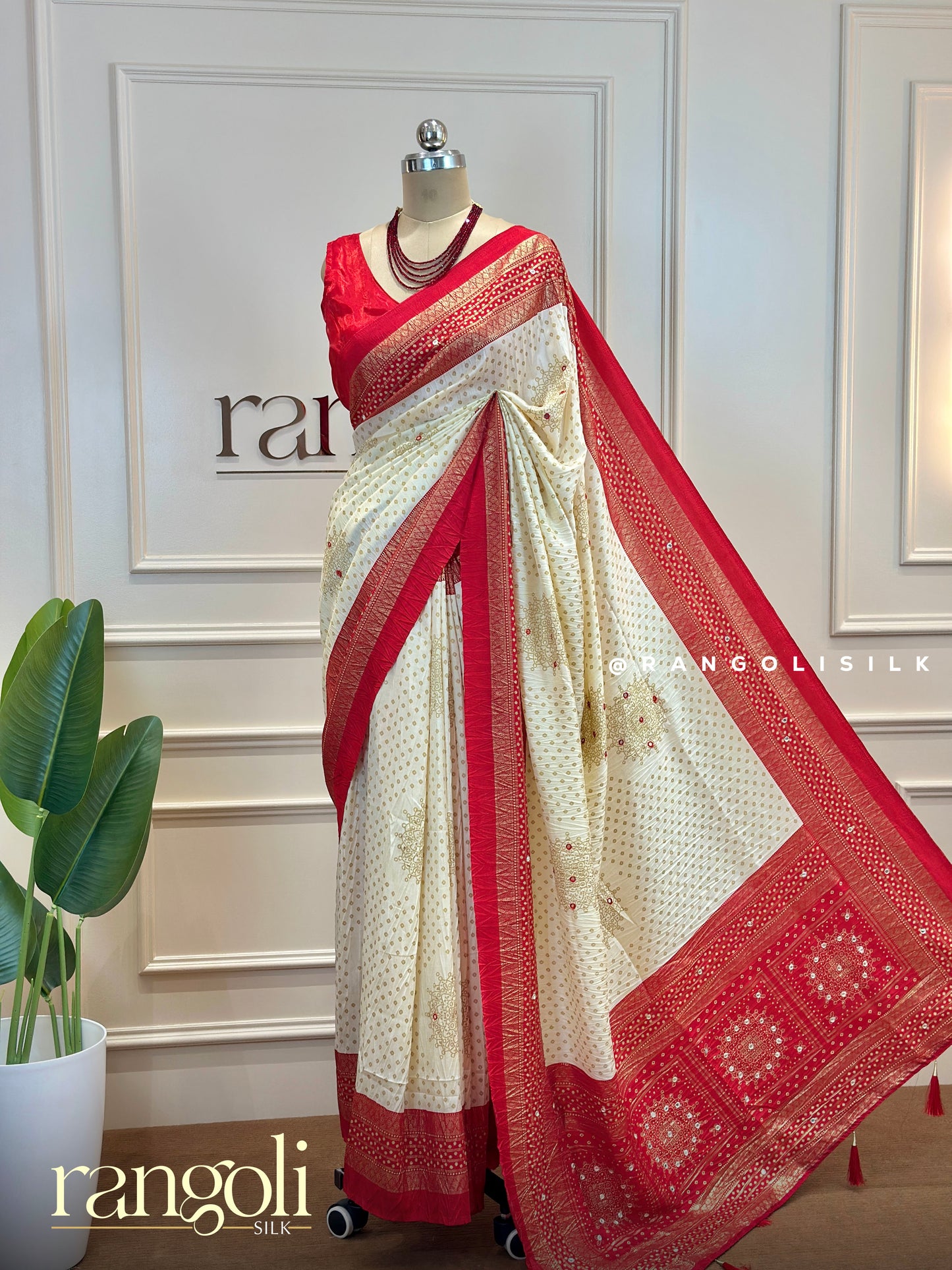 Elegant Silk Cotton Saree in Off-White - Post 518