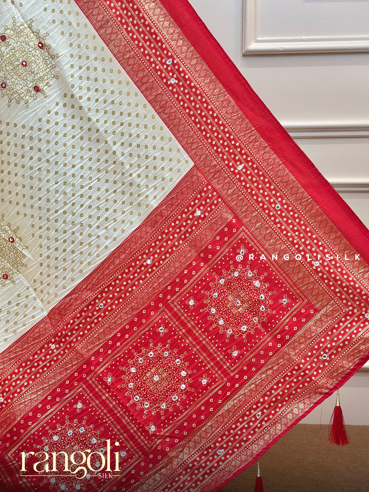 Elegant Silk Cotton Saree in Off-White - Post 518