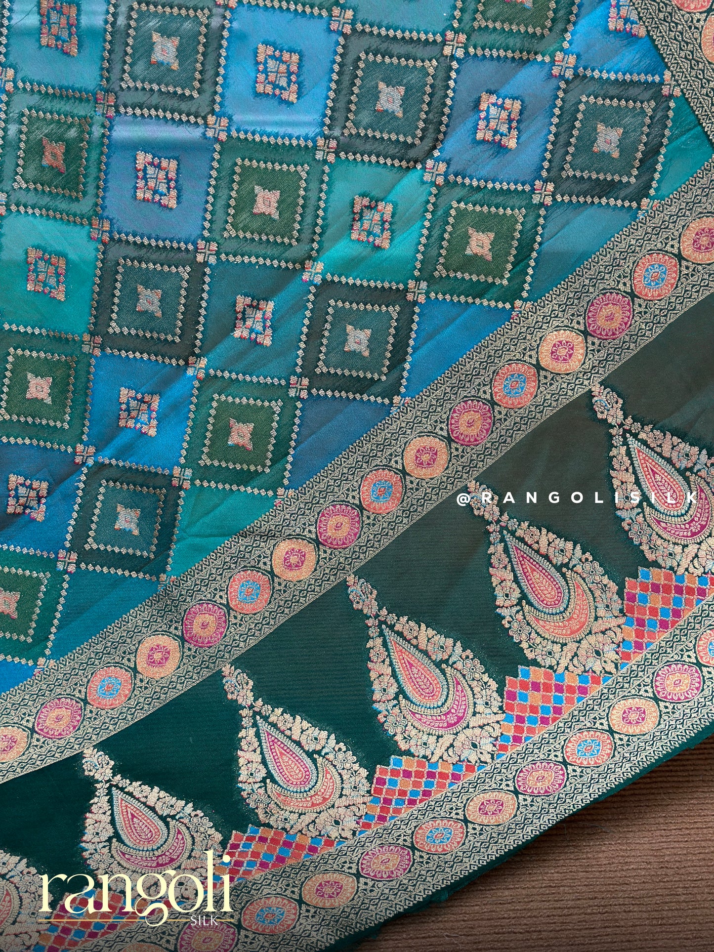 Green Patola Silk Saree with Exquisite Bandhani Designs - Post 432