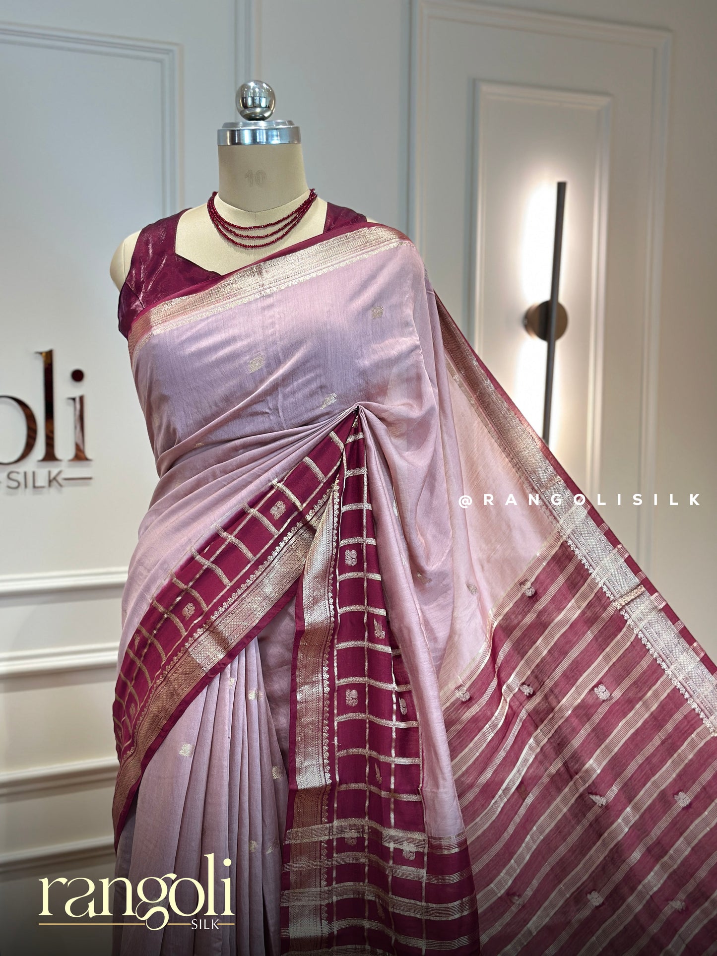 Soft Cotton Saree - Breathable Comfort with Elegant Checks - Post 832