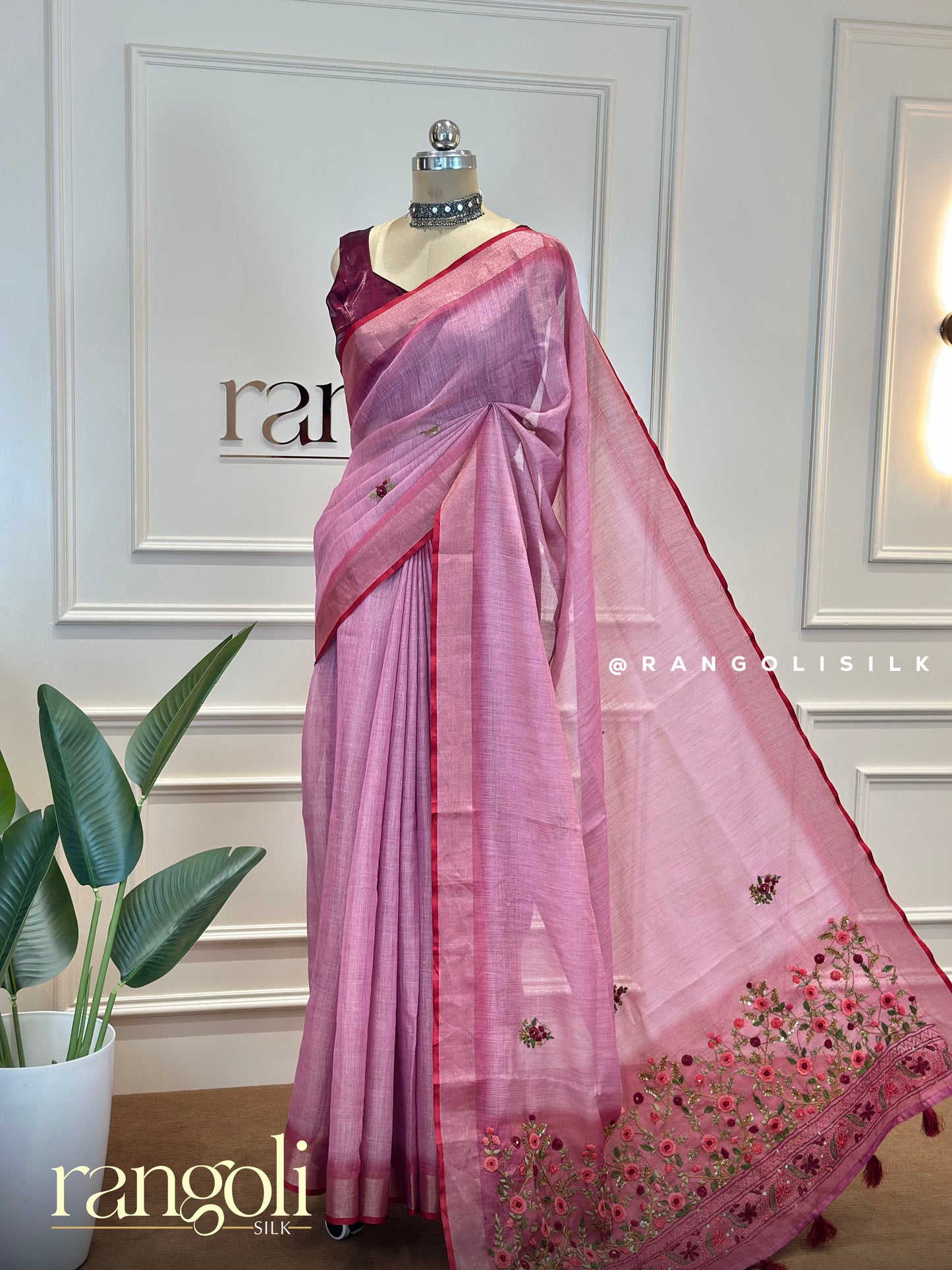 Elegant Cotton Saree with Delicate Embroidery - Post 535