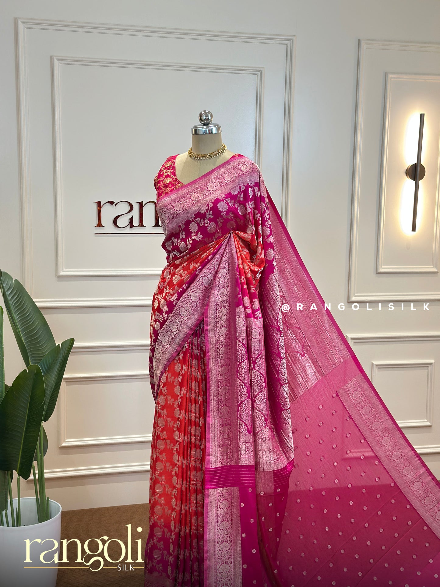 Elegant Double Shade Chiffon Banarasi Saree with Floral Motifs & Rich Pallu - Post 435
