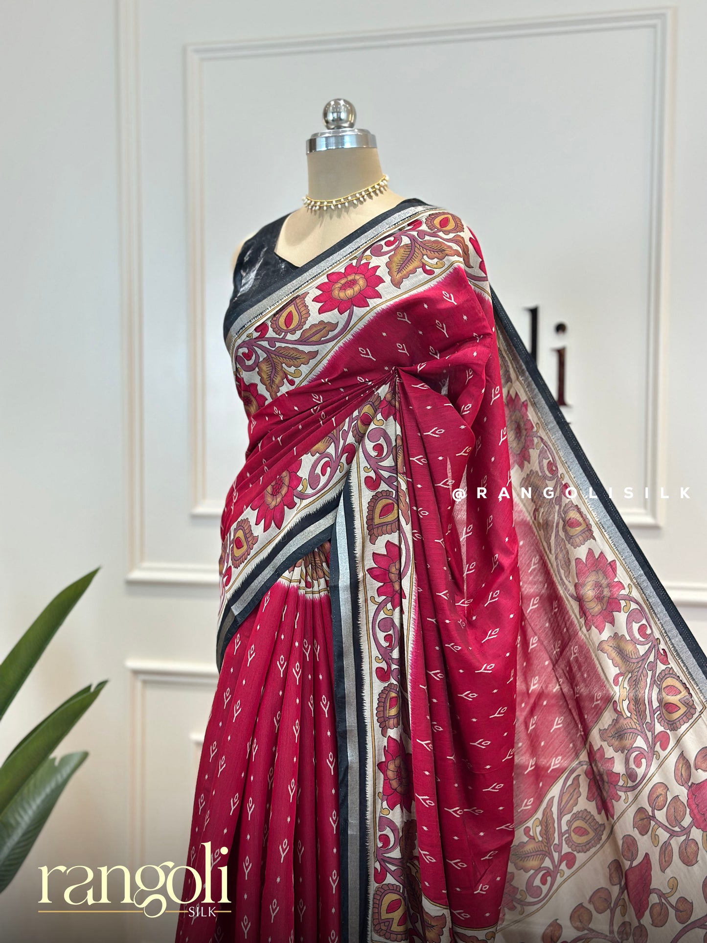Floral Print Mul Mul Cotton Saree – Lightweight, Soft & Elegant in Fresh Hues - Post 541