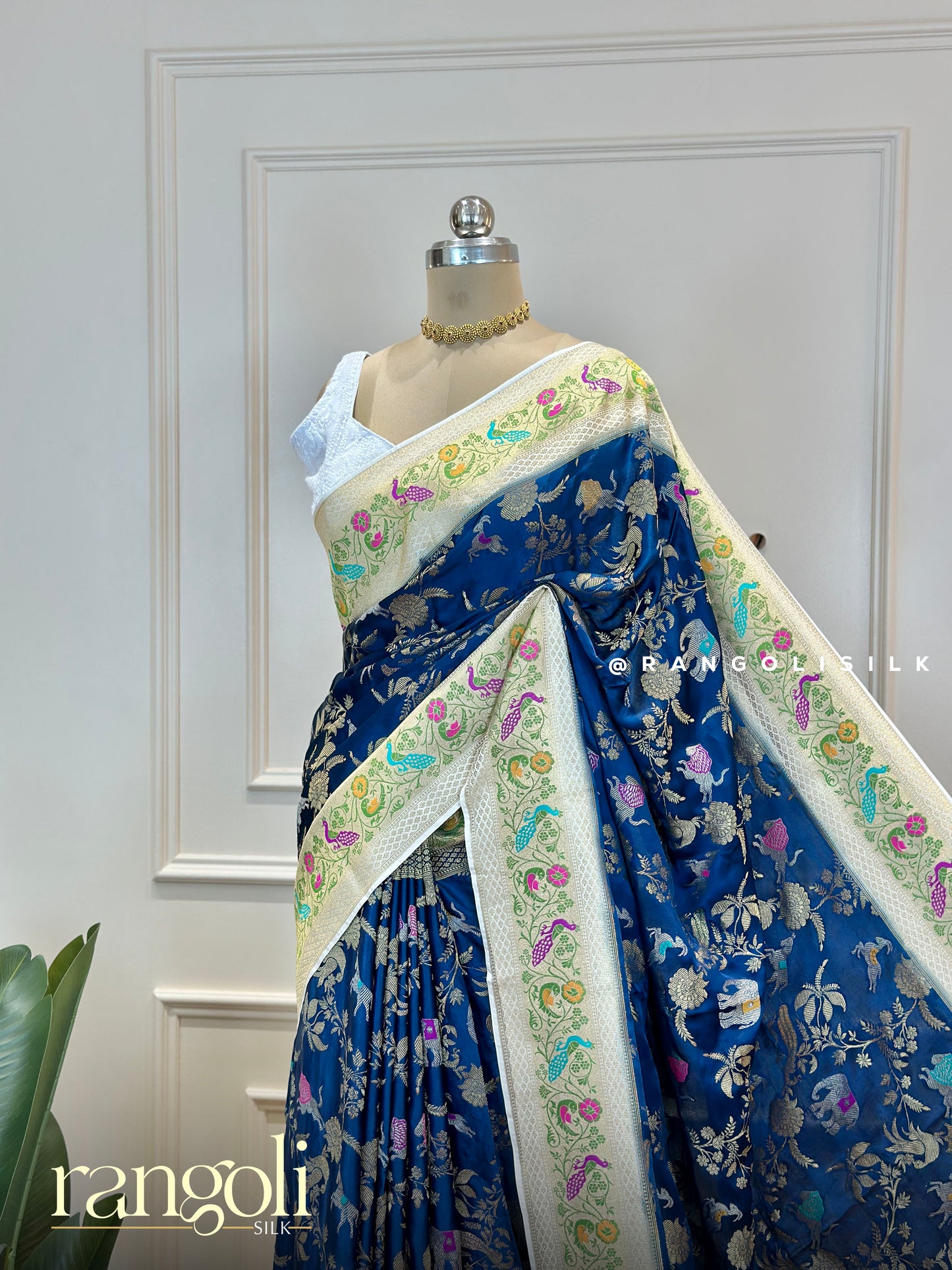 Elegant Banarasi Silk Saree with Paithani Border - Post 559