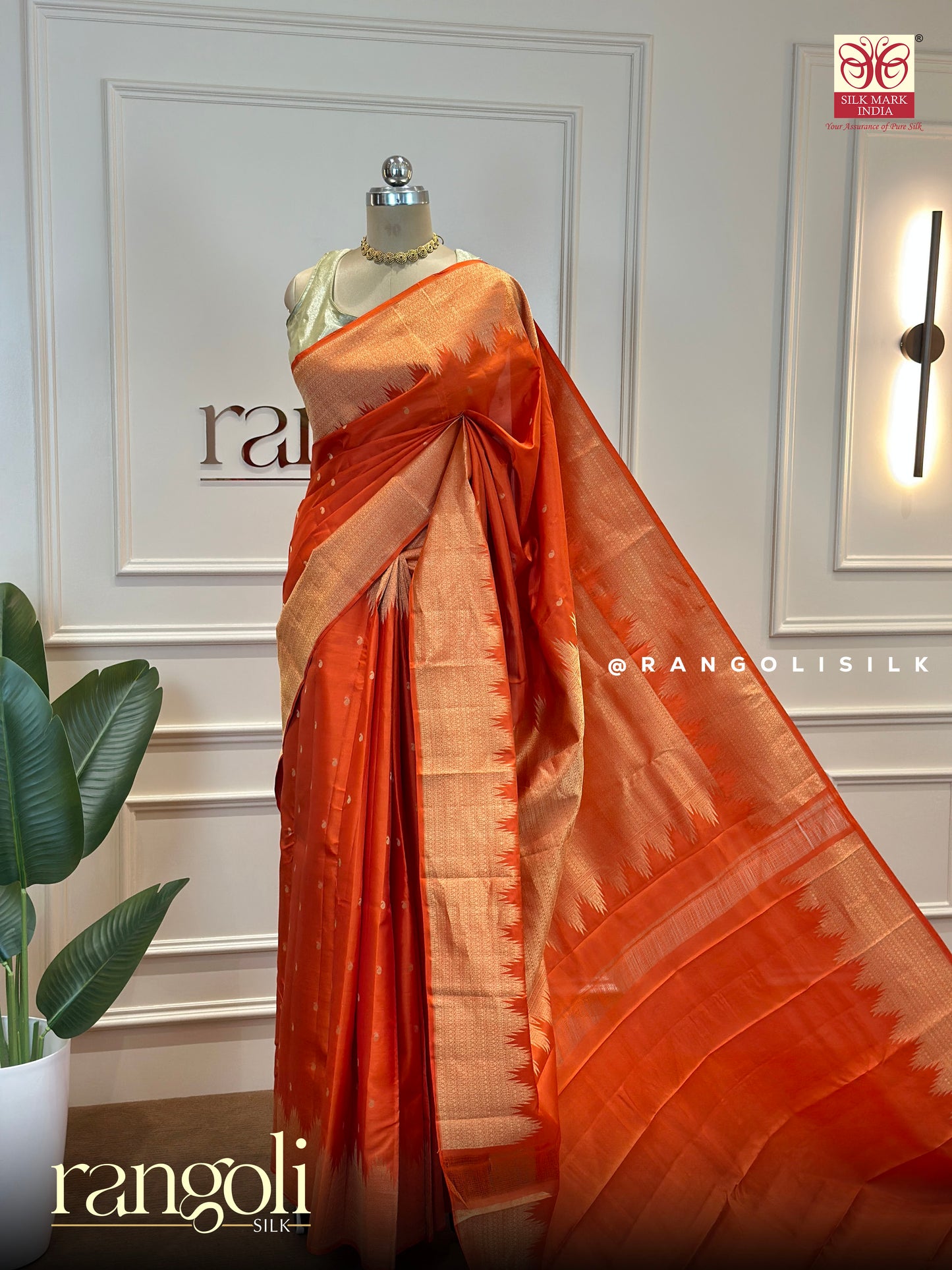 Pure Kanjivaram Silk Saree – Regal Zari Weave in Rich Traditional Hues - Post 569