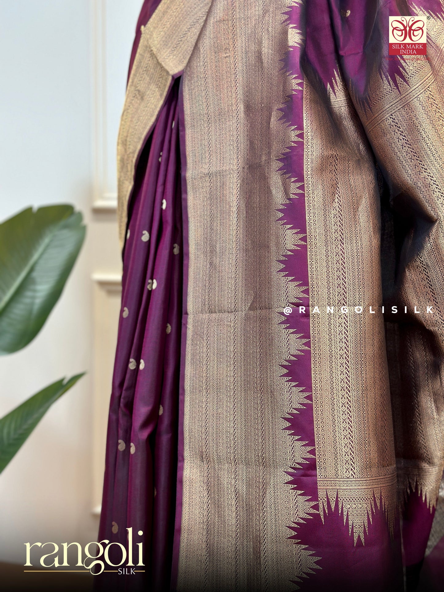 Pure Kanjivaram Silk Saree – Regal Zari Weave in Rich Traditional Hues - Post 569