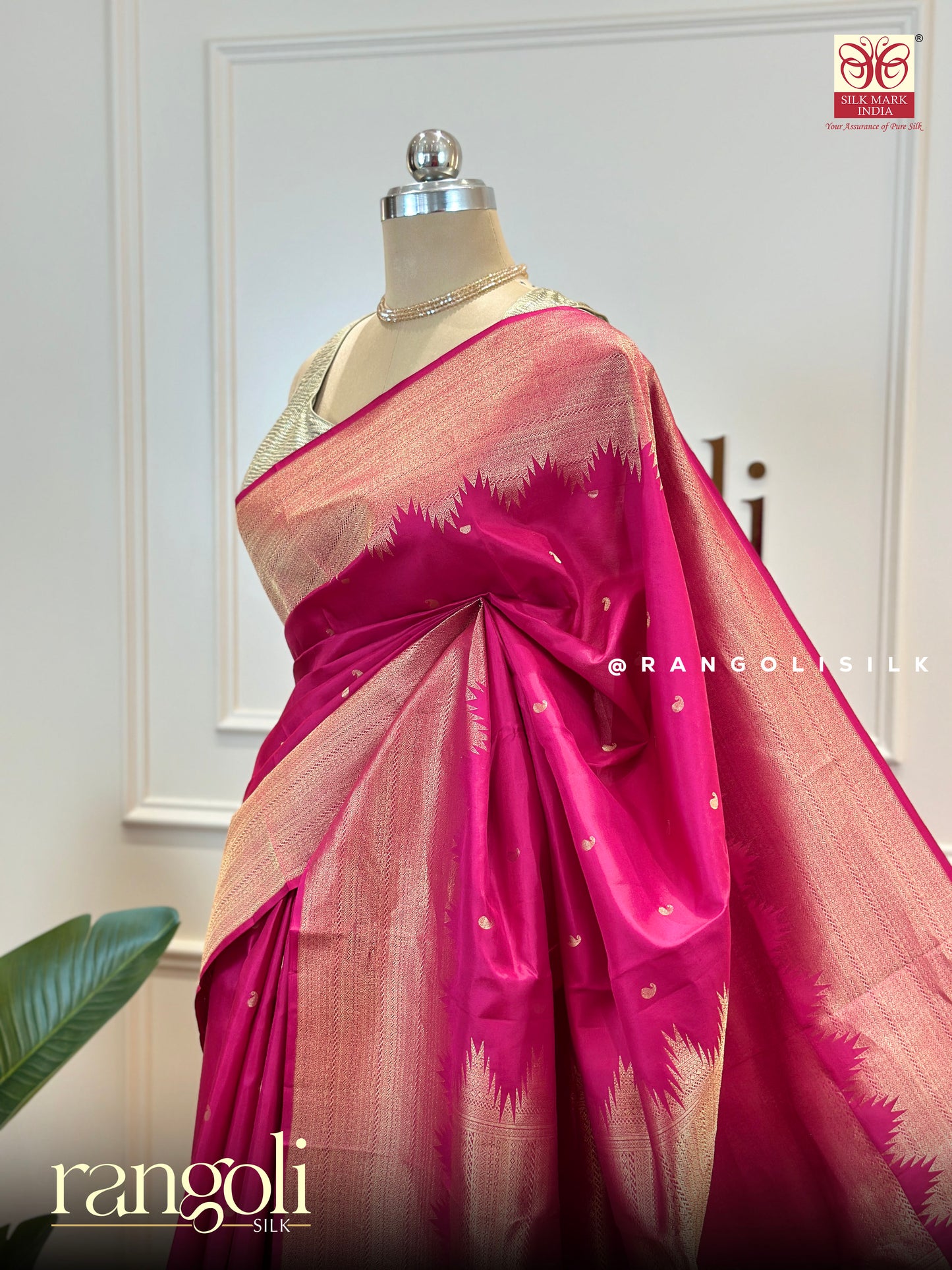 Pure Kanjivaram Silk Saree – Regal Zari Weave in Rich Traditional Hues - Post 569