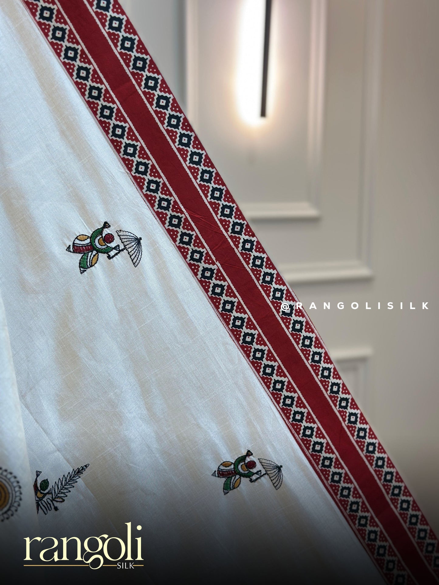 Elegant tussar cotton saree with handwoven motifs - Post 830