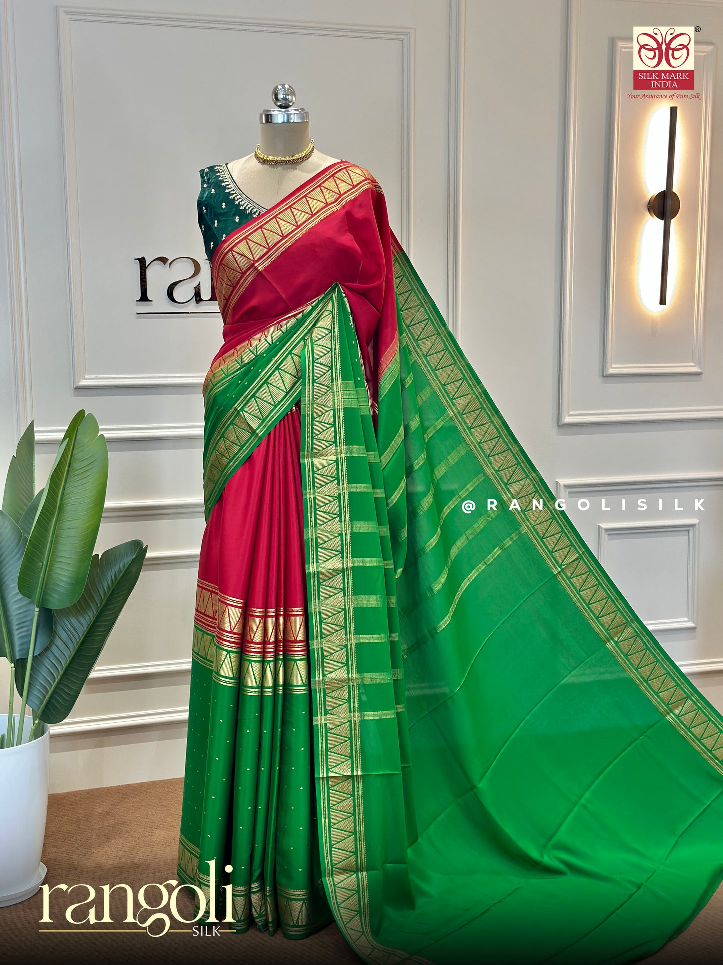 Pure Crepe Silk Saree in Dual Tone Shades with Zari Borders - Post 463