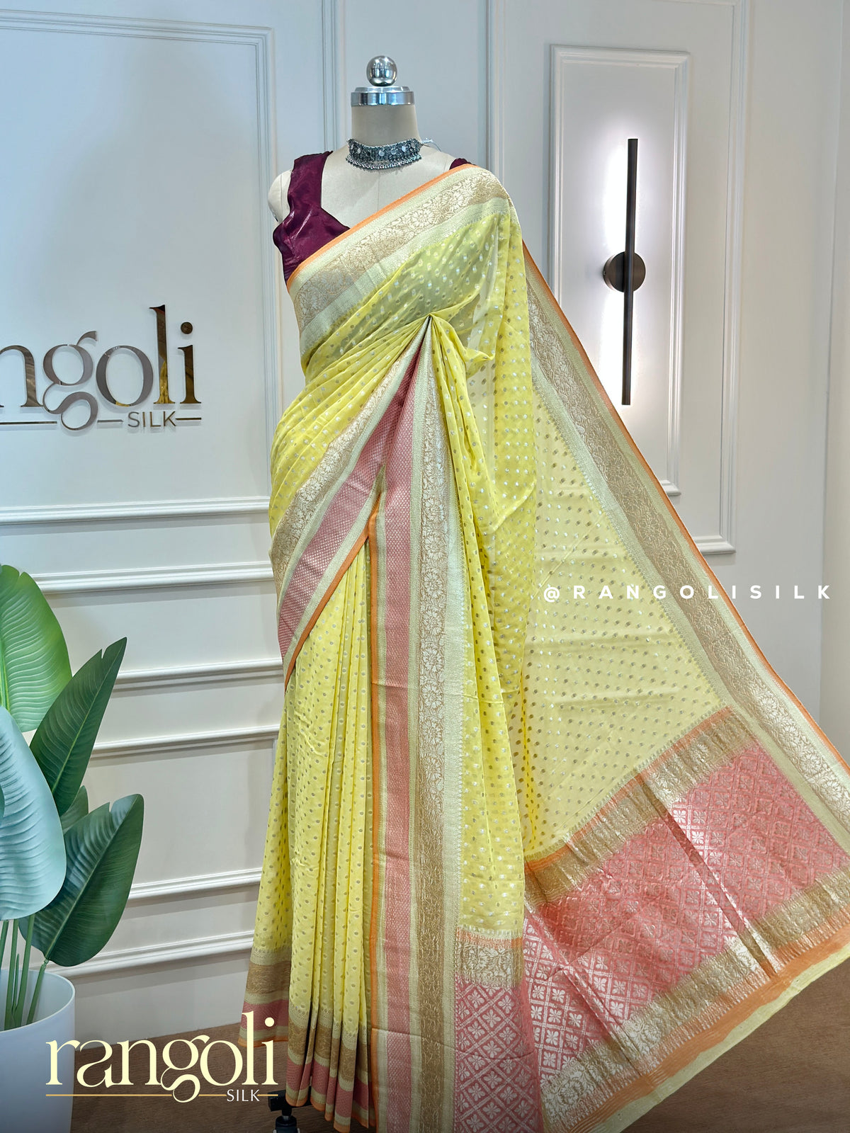 Pastel Banaras Saree with Intricate Woven Borders & Traditional Motifs - Post 992