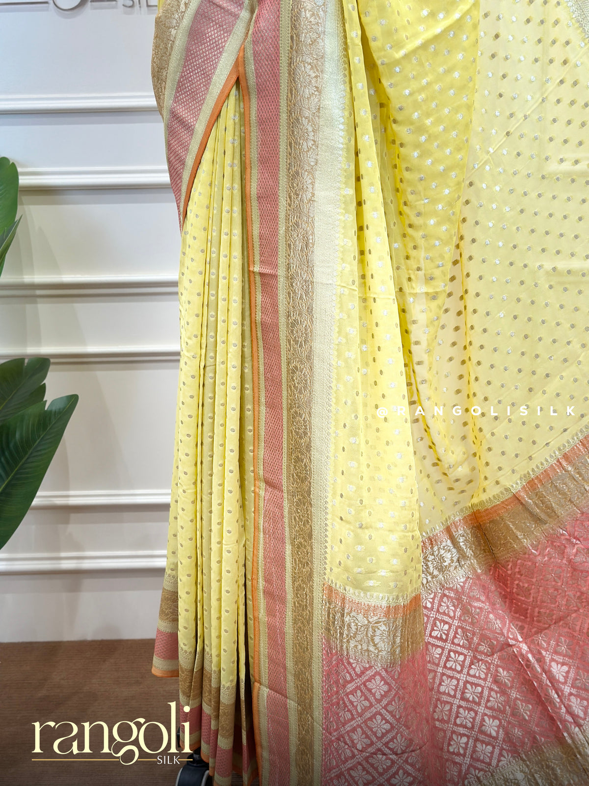 Pastel Banaras Saree with Intricate Woven Borders & Traditional Motifs - Post 992