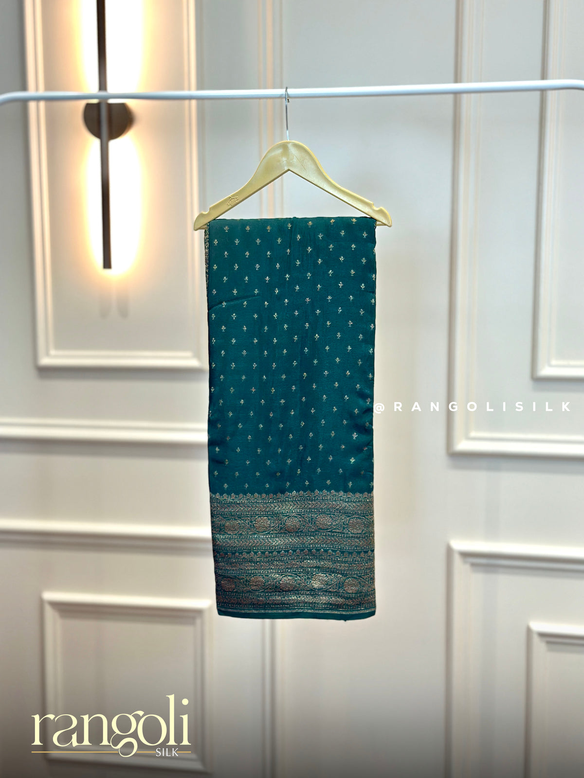 Kaddi Georgette Banaras Saree with Intricate Zari Buttas & Woven Pallu - Post 994