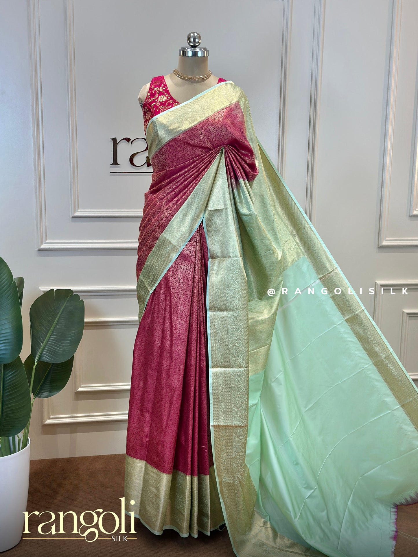 Kanjivaram Silk Saree with Rich Brocade Work and Intricate Zari Motifs - Post 677