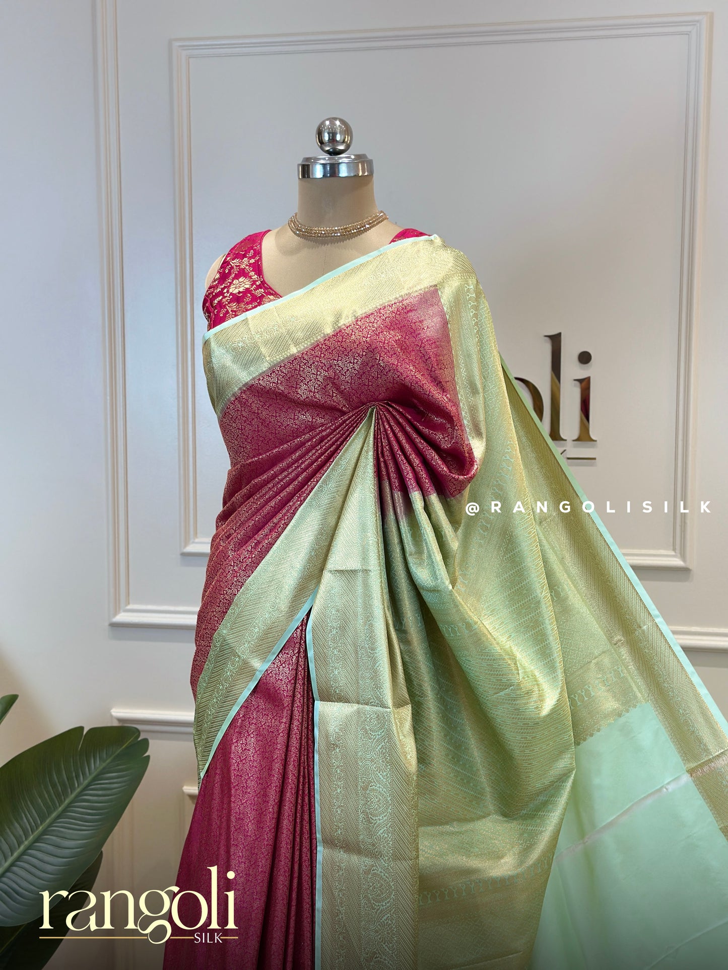 Kanjivaram Silk Saree with Rich Brocade Work and Intricate Zari Motifs - Post 677