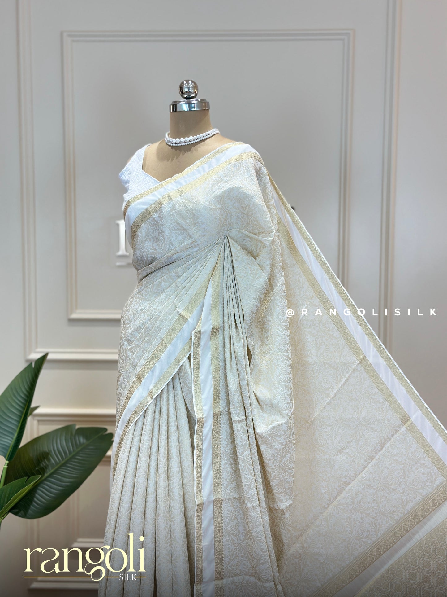 Ivory Semi Mysore Silk Saree with Jacquard Weave & Golden Borders - Post 582