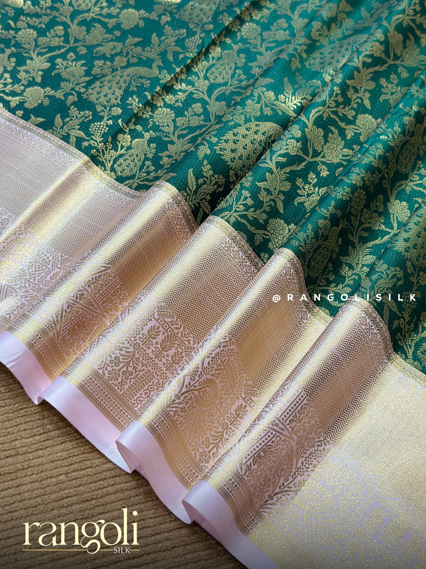 Elegant Kanjivaram Silk Saree with Intricate Brocade Patterns - Post 685